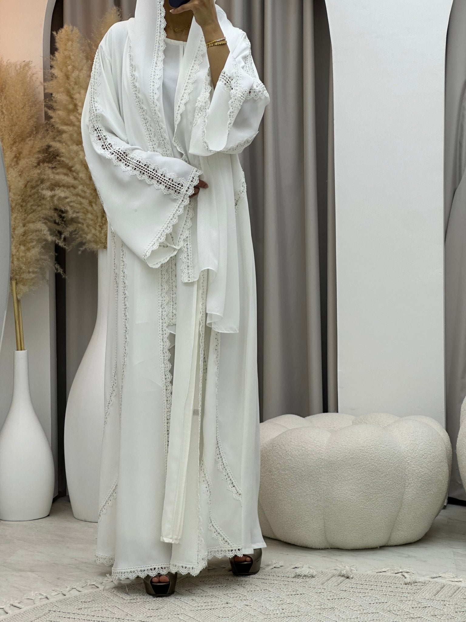 C 0092 White Lace Abaya