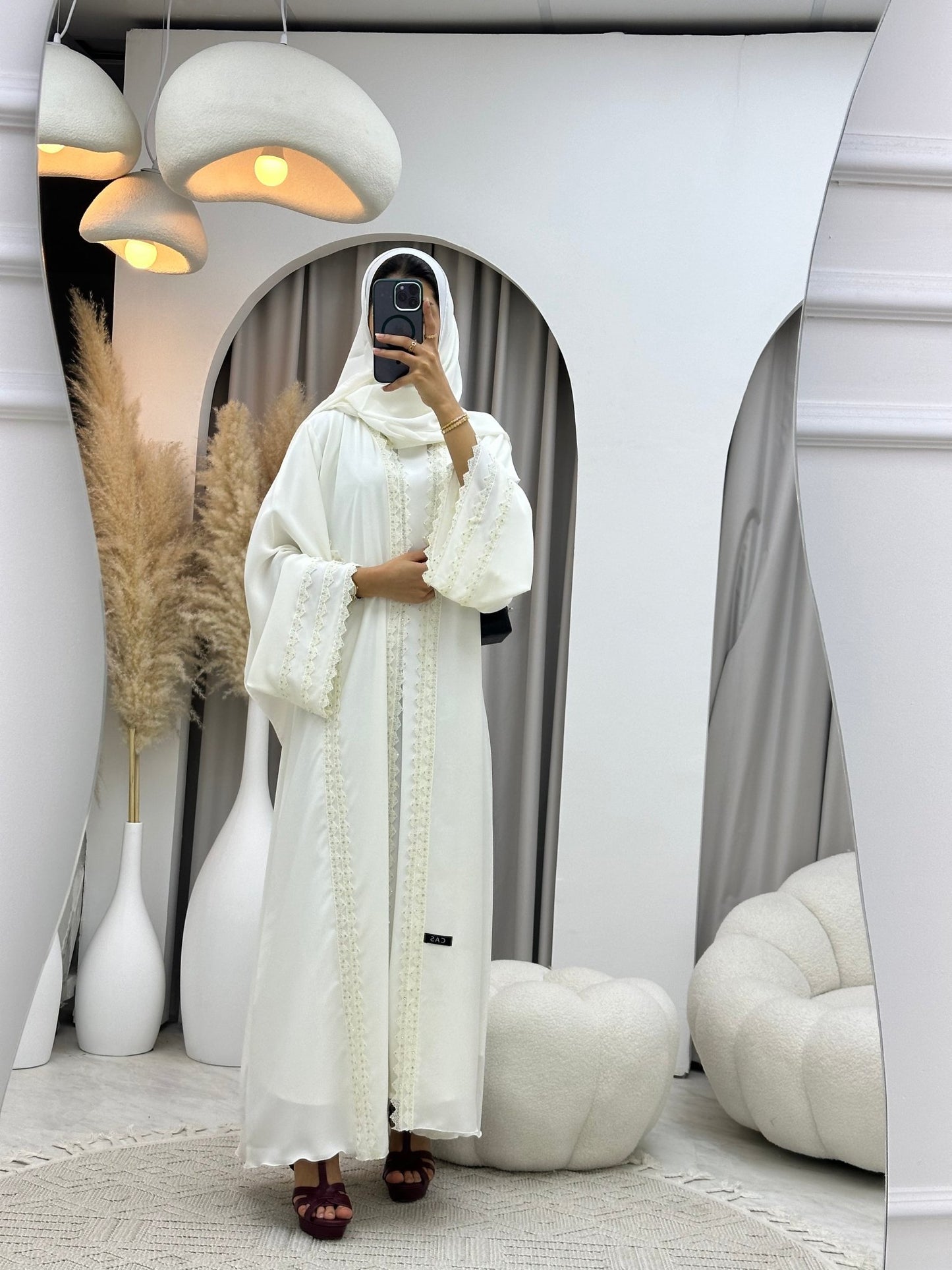 C 0100 White Lace Abaya