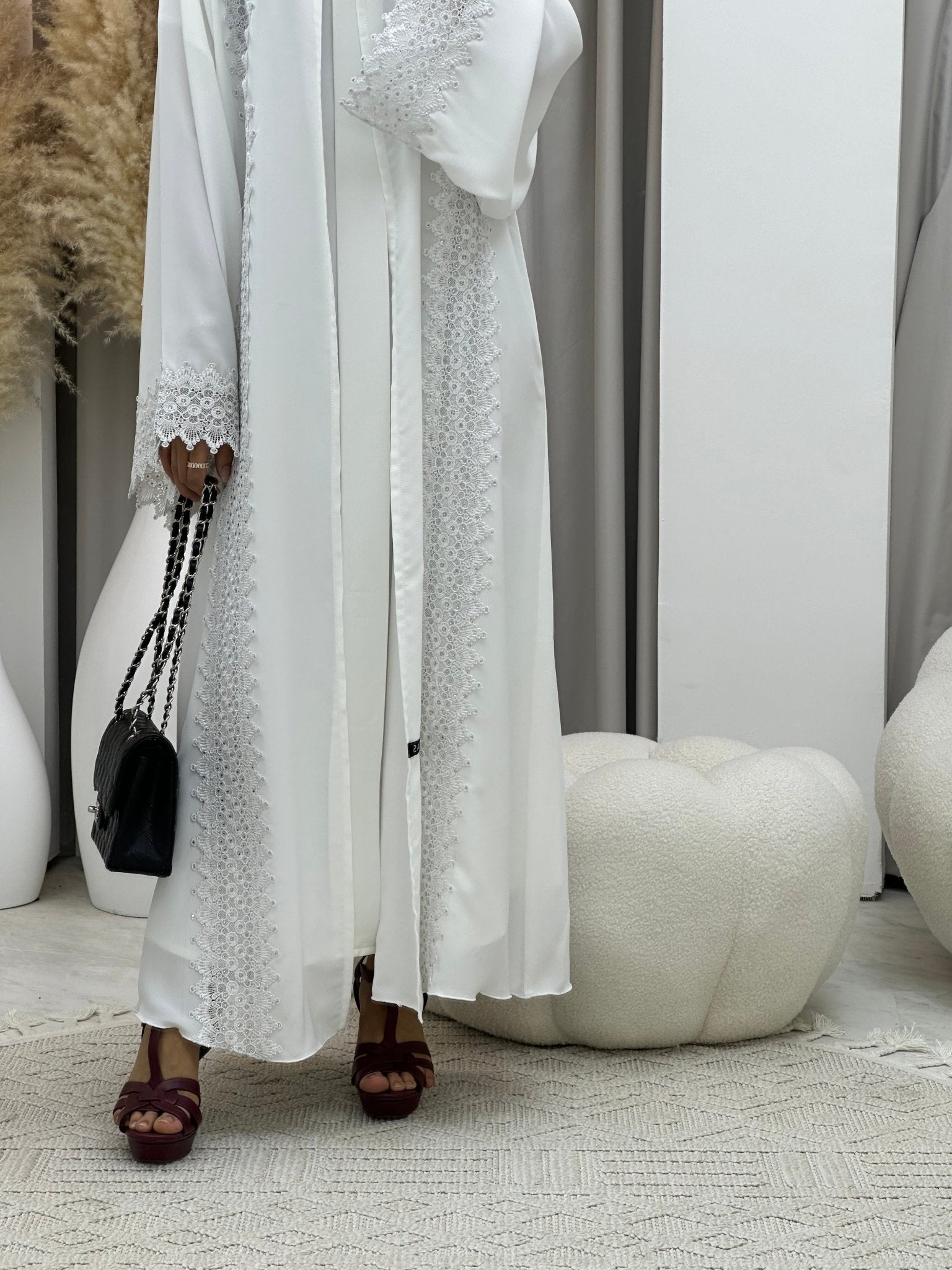 C 0101 White Lace Abaya