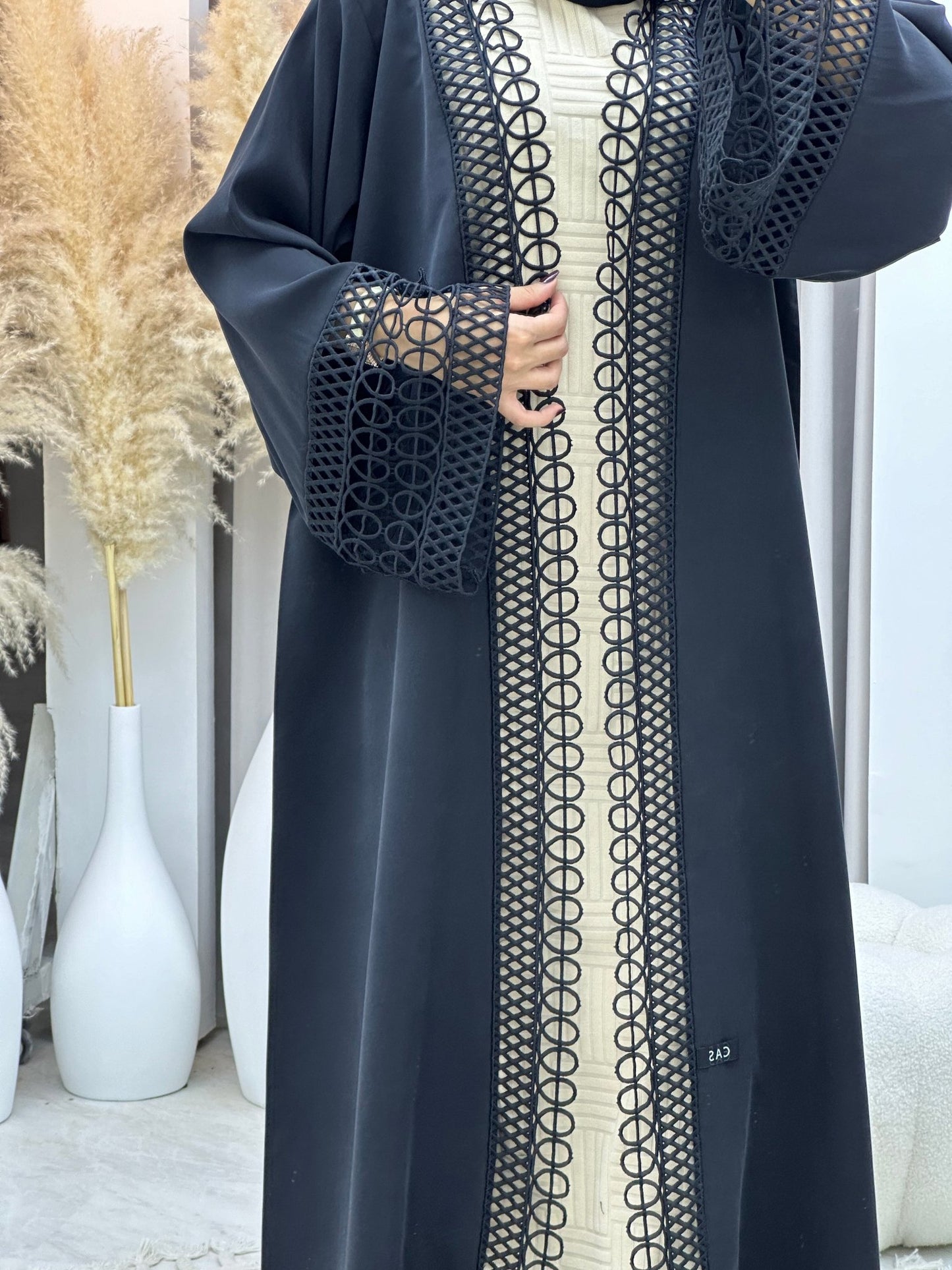 C 0110 Black Waves Lace Abaya