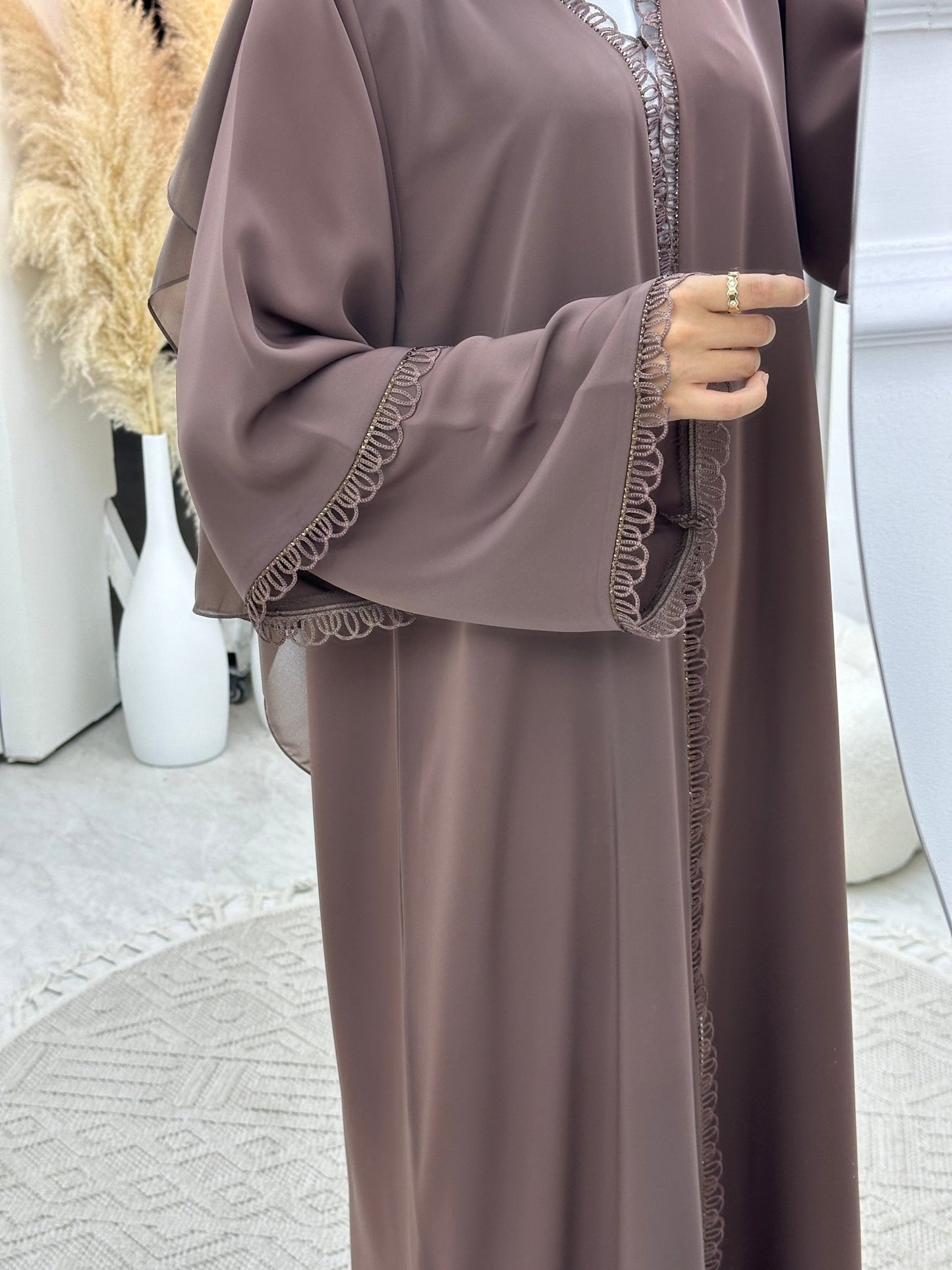 C 0114 Brown Lace Abaya