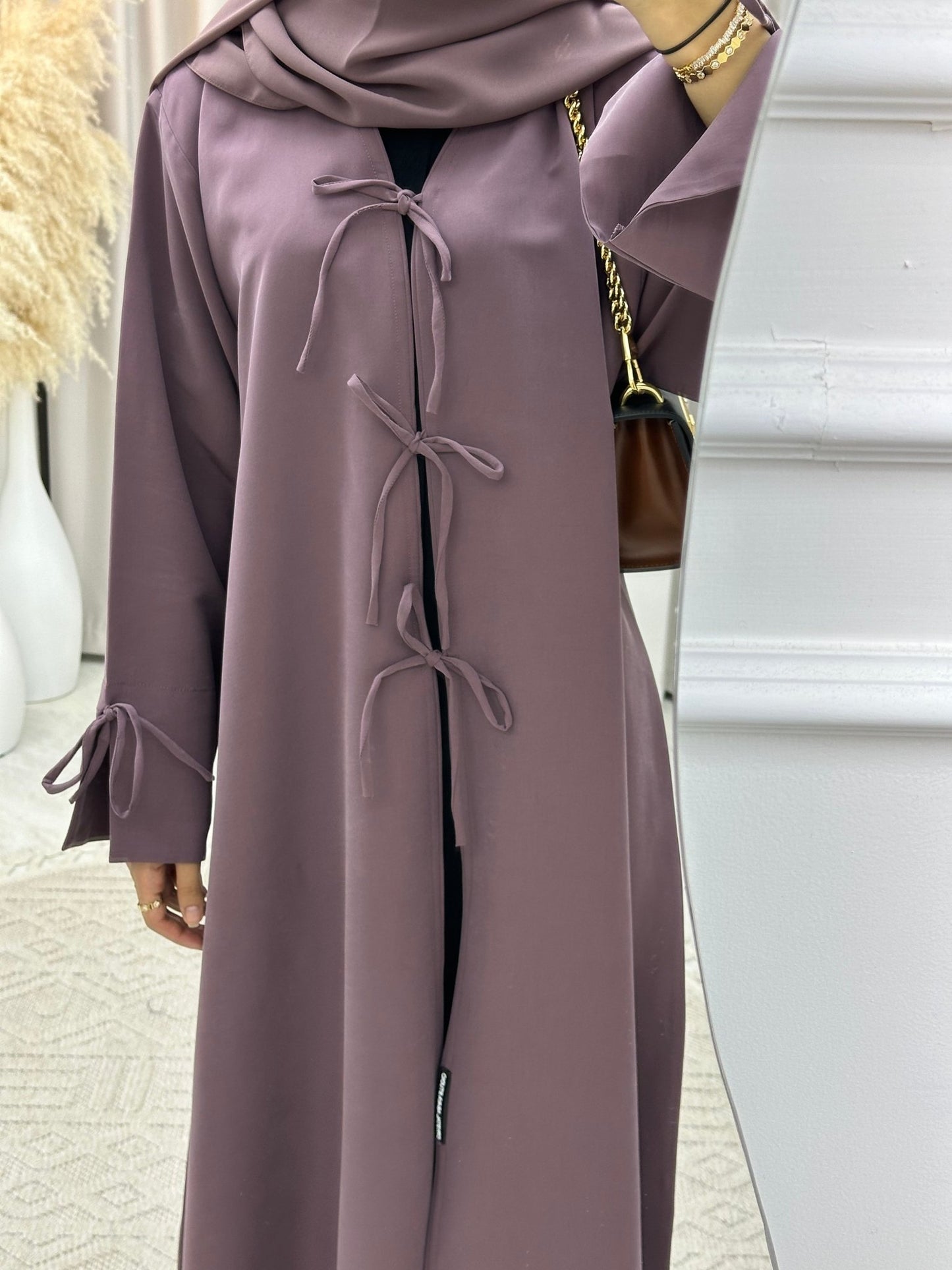 C 0117 - 03 Purple Bow Abaya