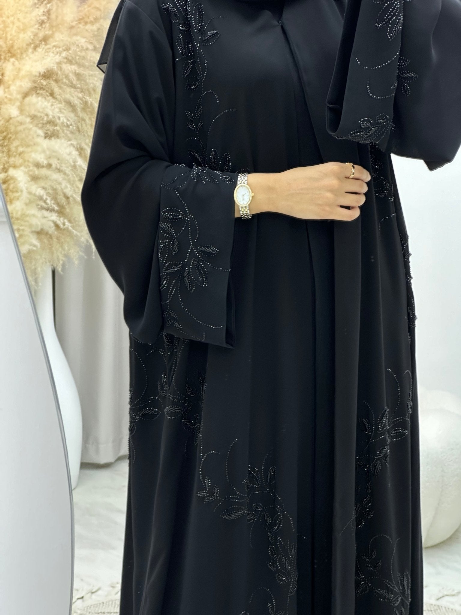 C 0119 Black Floral Abaya