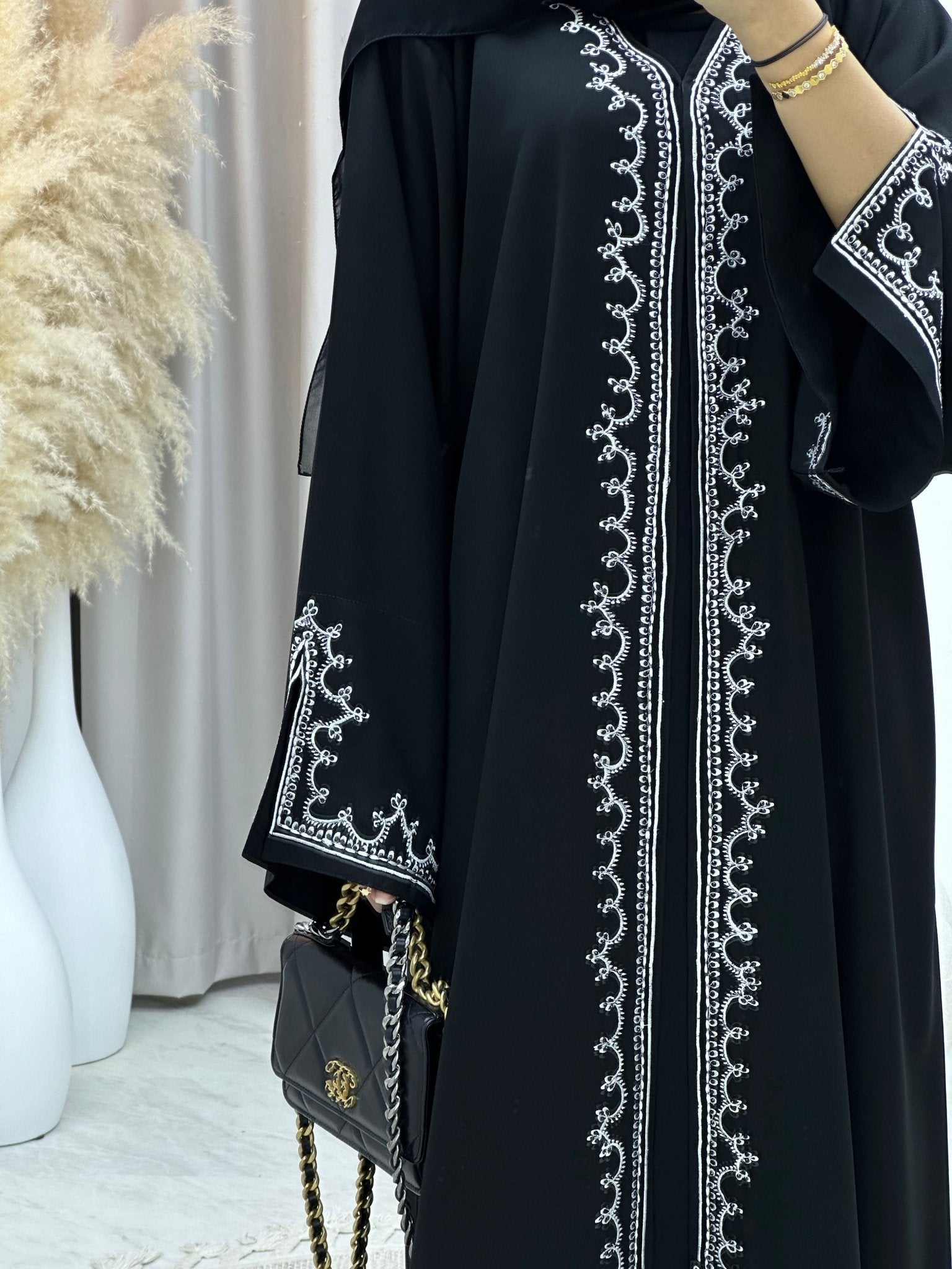 C 0120 Black White Embroidery Abaya