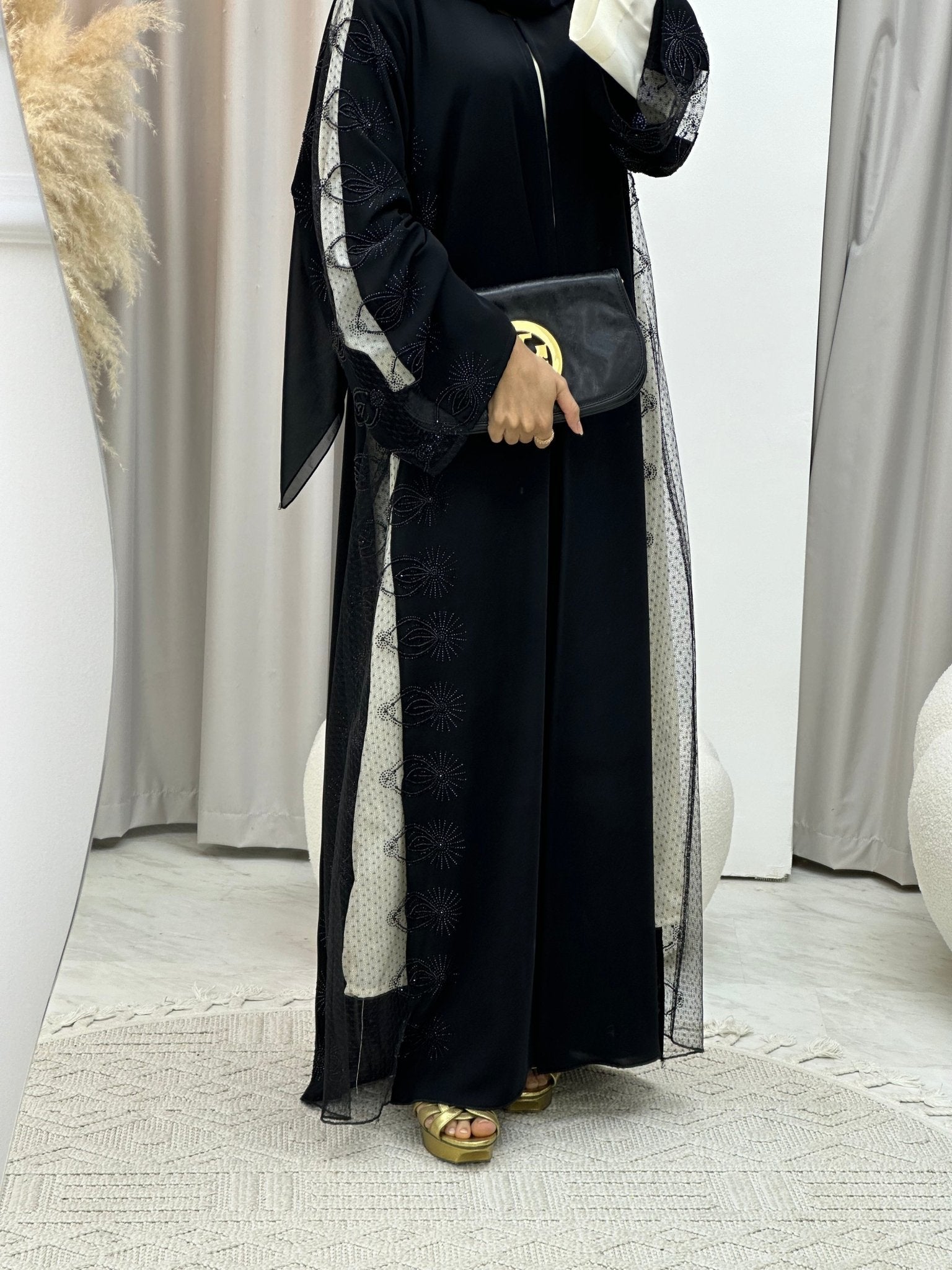 C 0122 Black Nada Abaya