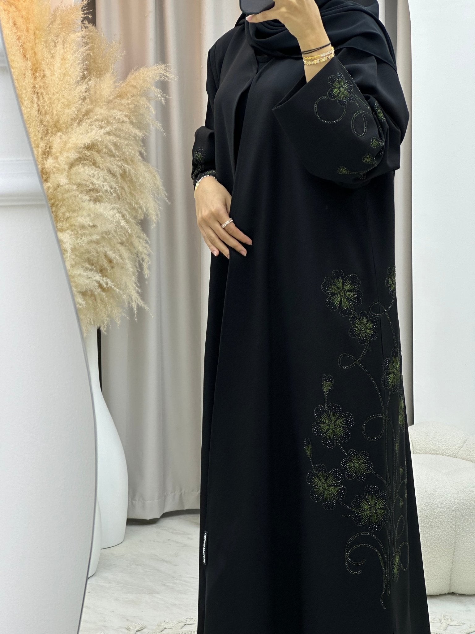 C 0132 Black Green Abaya