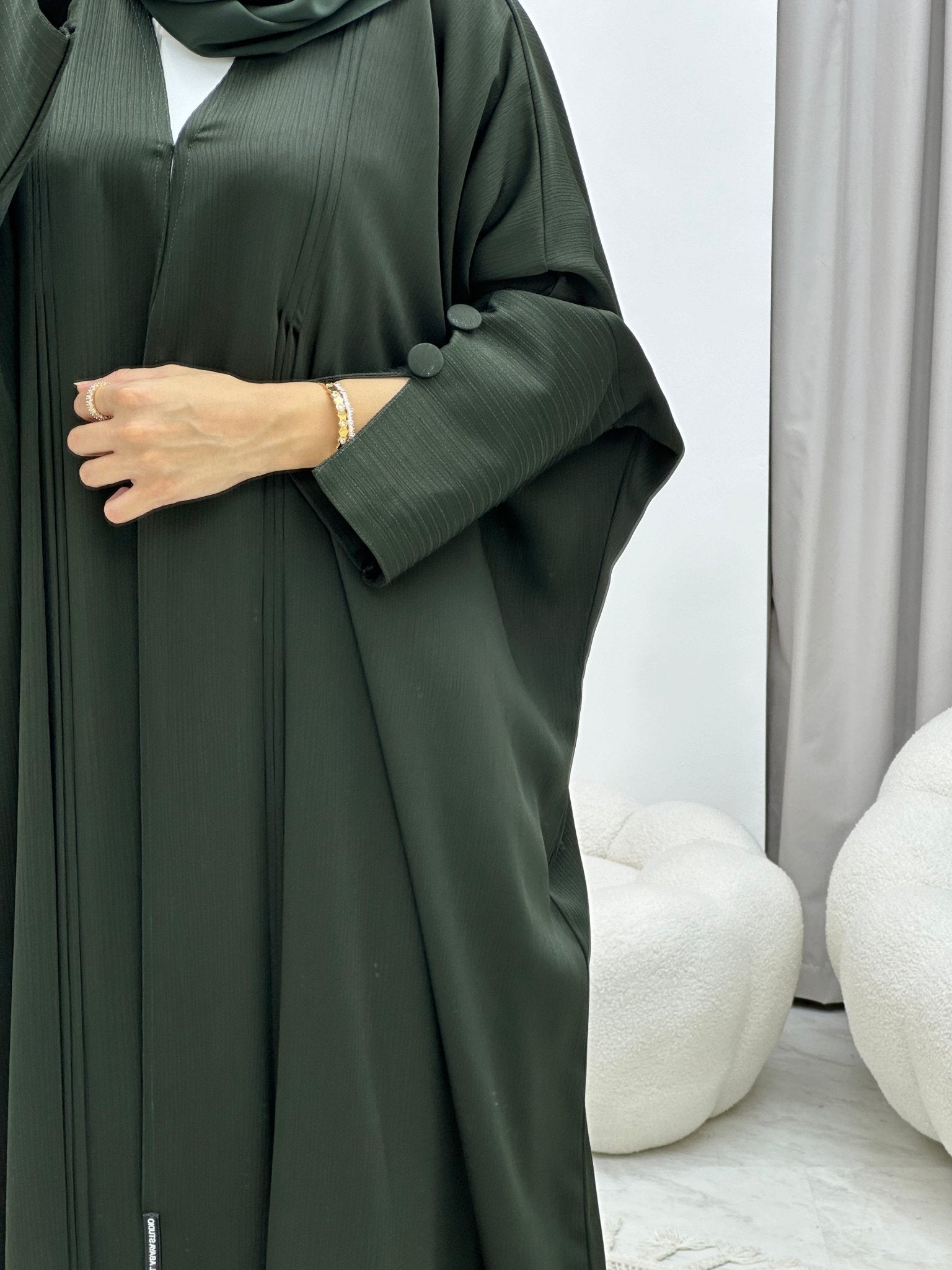 C 0138 Olive Pleats Bisht Abaya