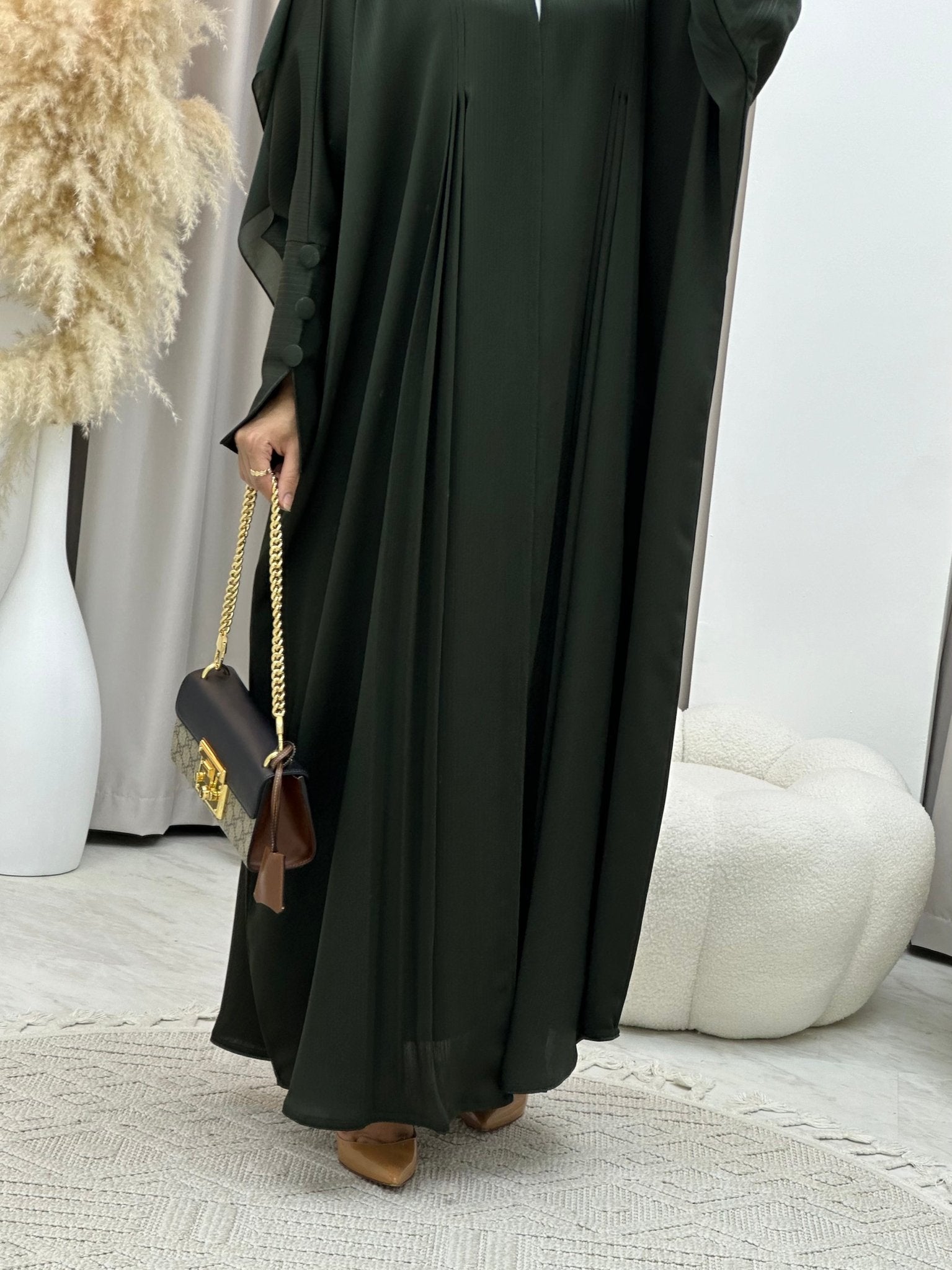 C 0138 Olive Pleats Bisht Abaya