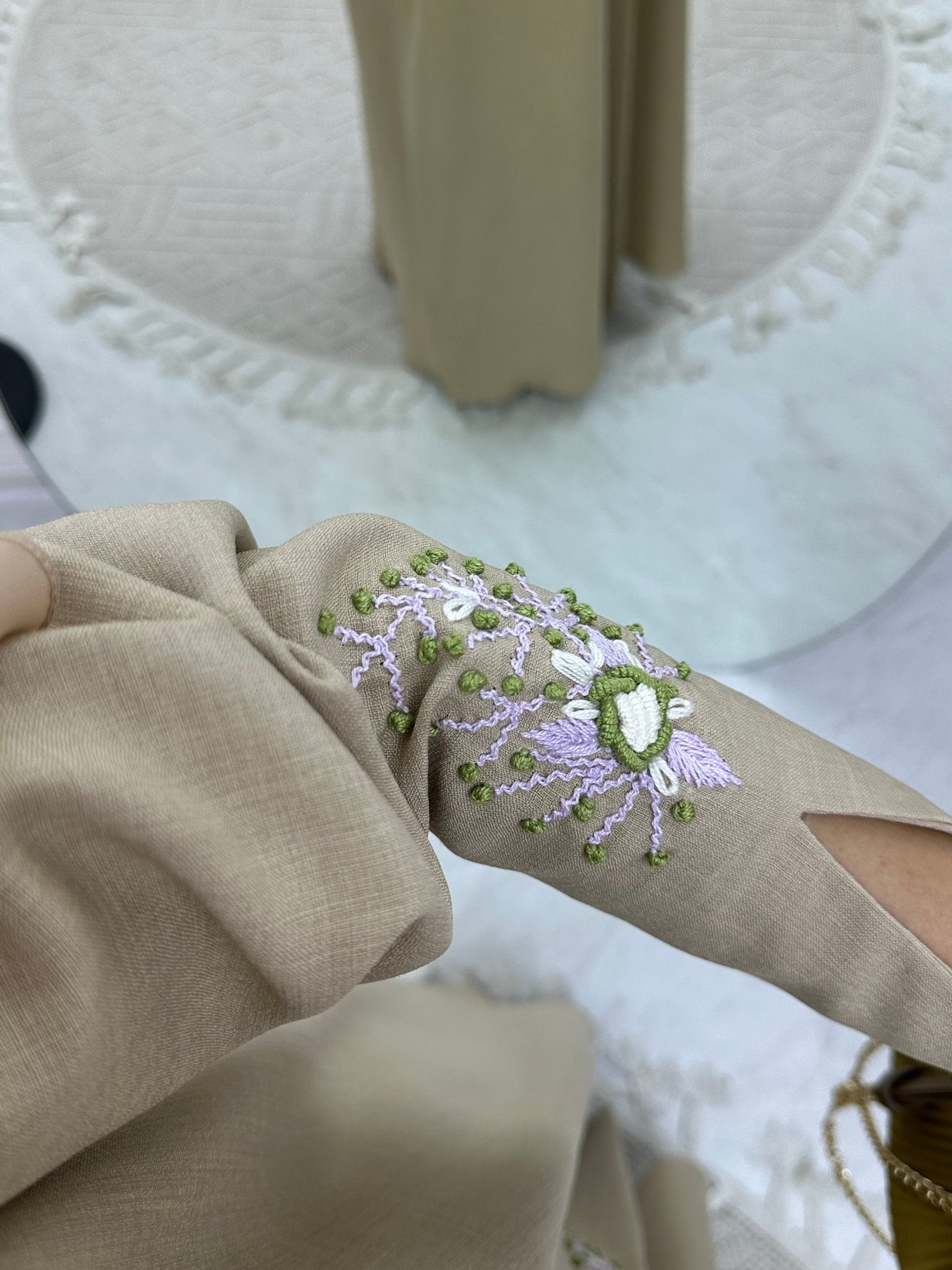 C 0142 Beige Embroidery Abaya