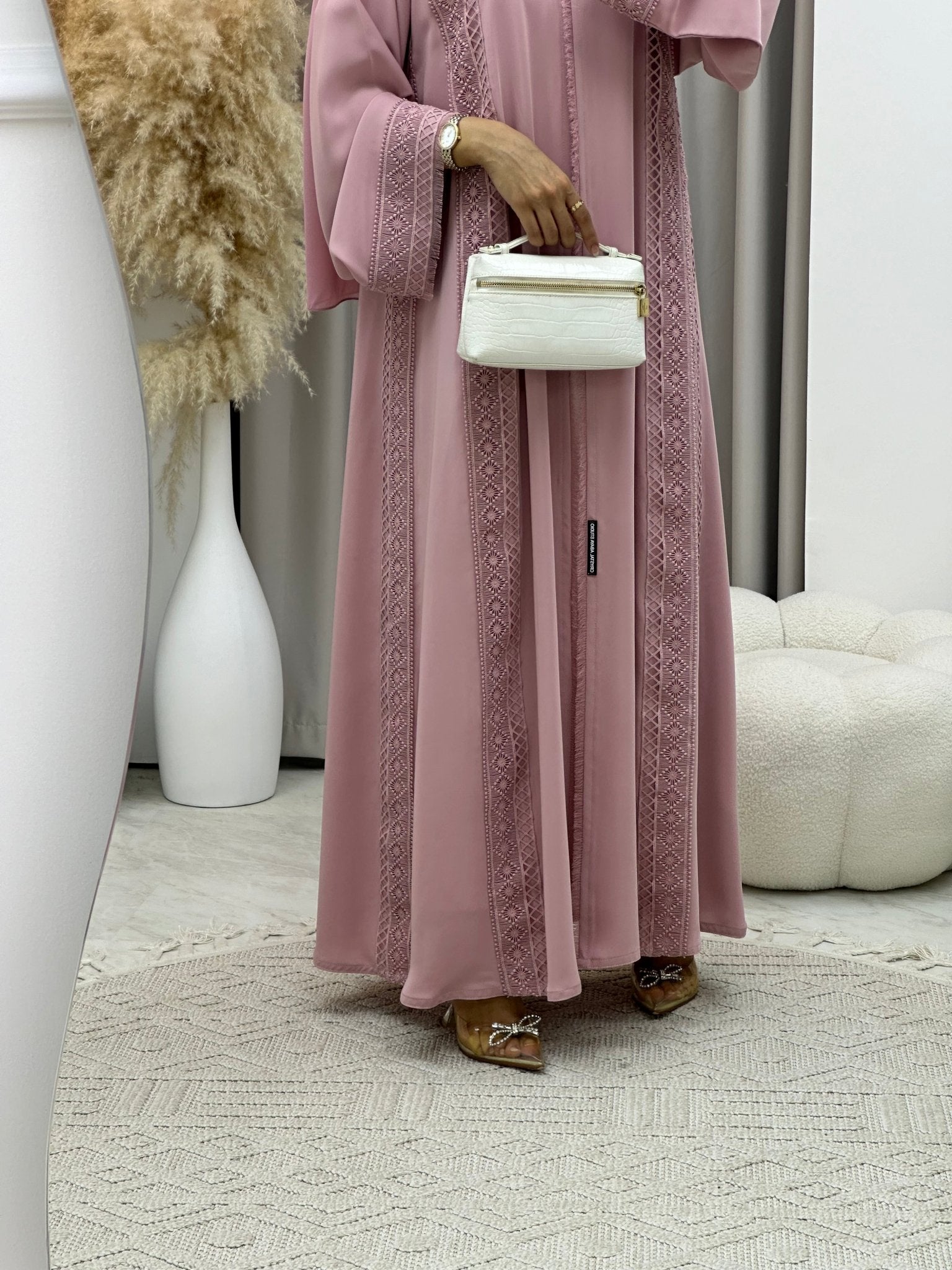 C 0154 Pink Lace Abaya