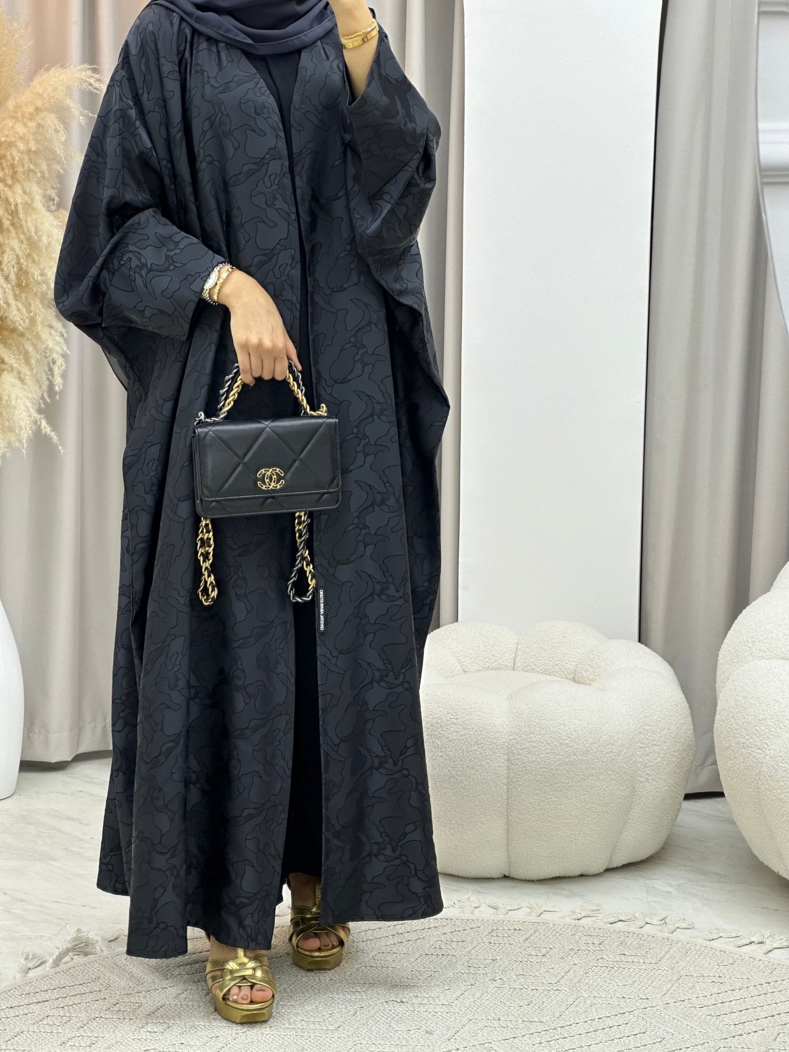 C 0159 - 03 Dark Grey Camo Bisht Abaya