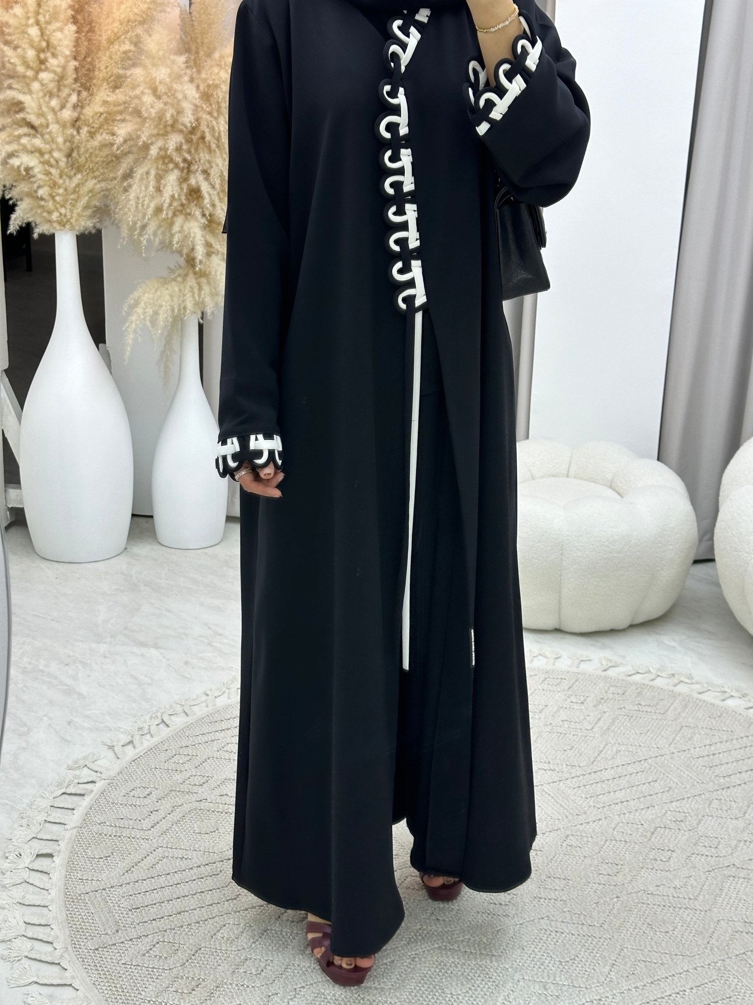 C 0162 White Black Abaya