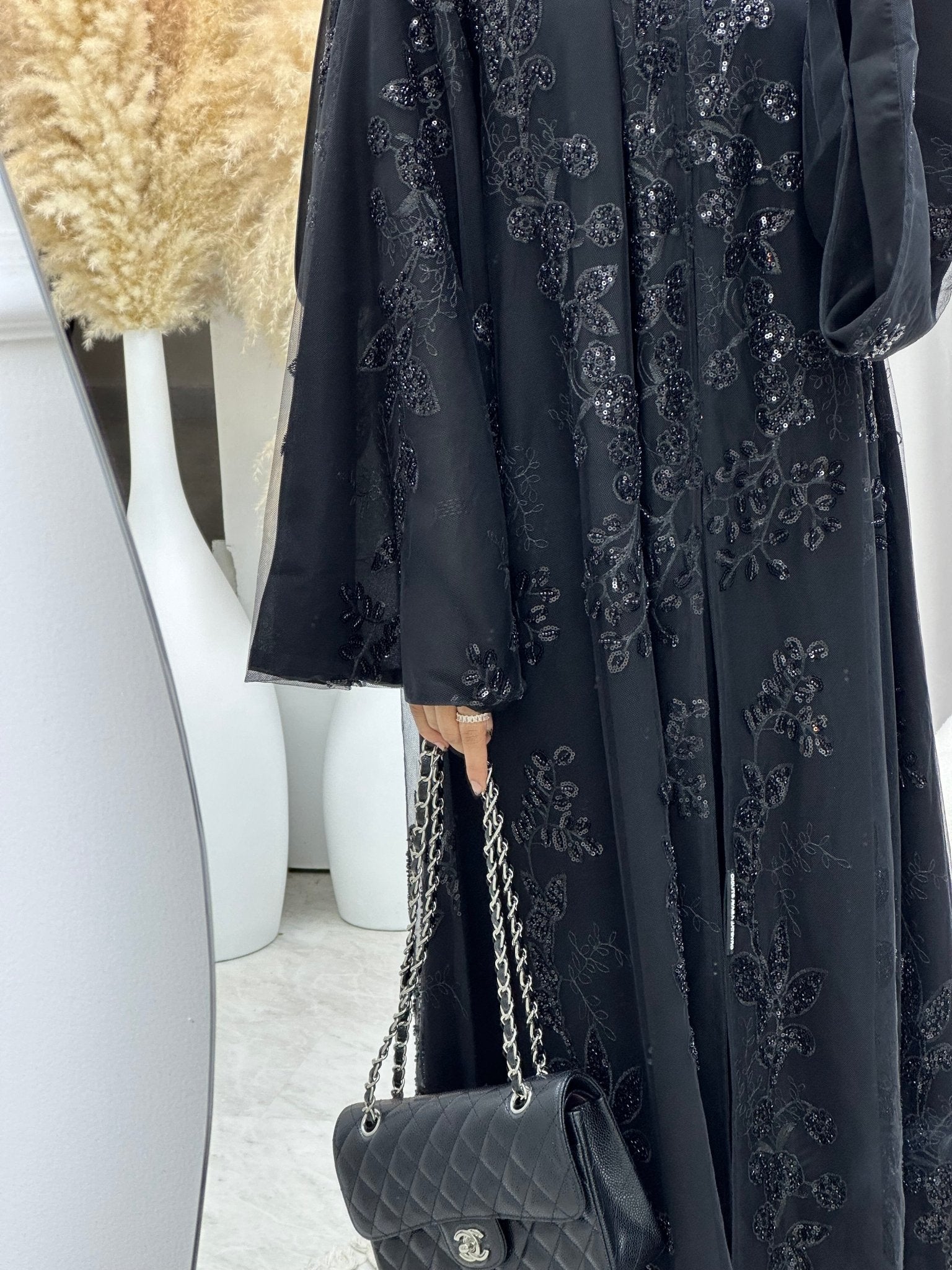 C 0164 Dantel Black Abaya