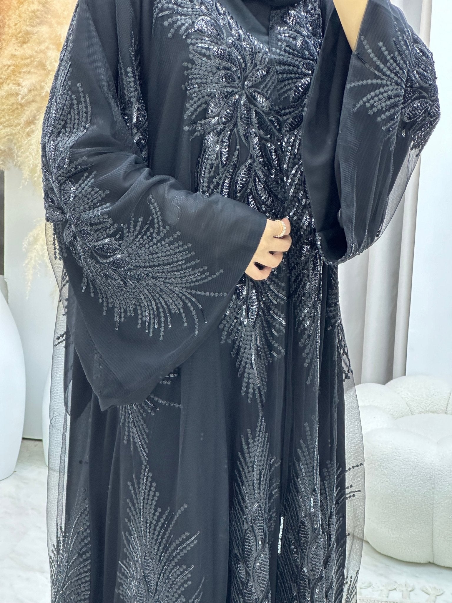 C 0165 Dantel Black Abaya