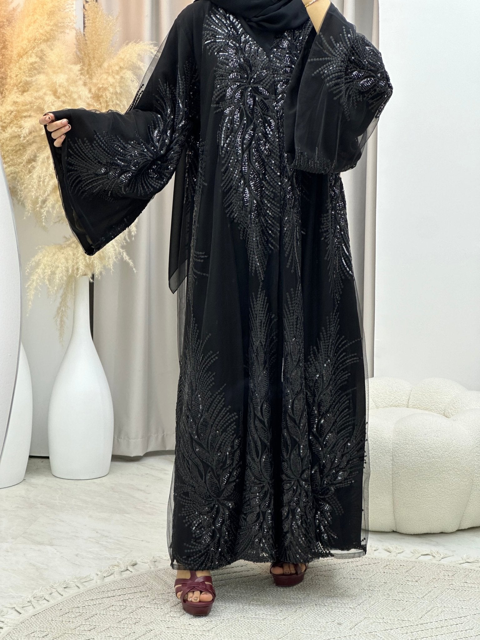 C 0165 Dantel Black Abaya