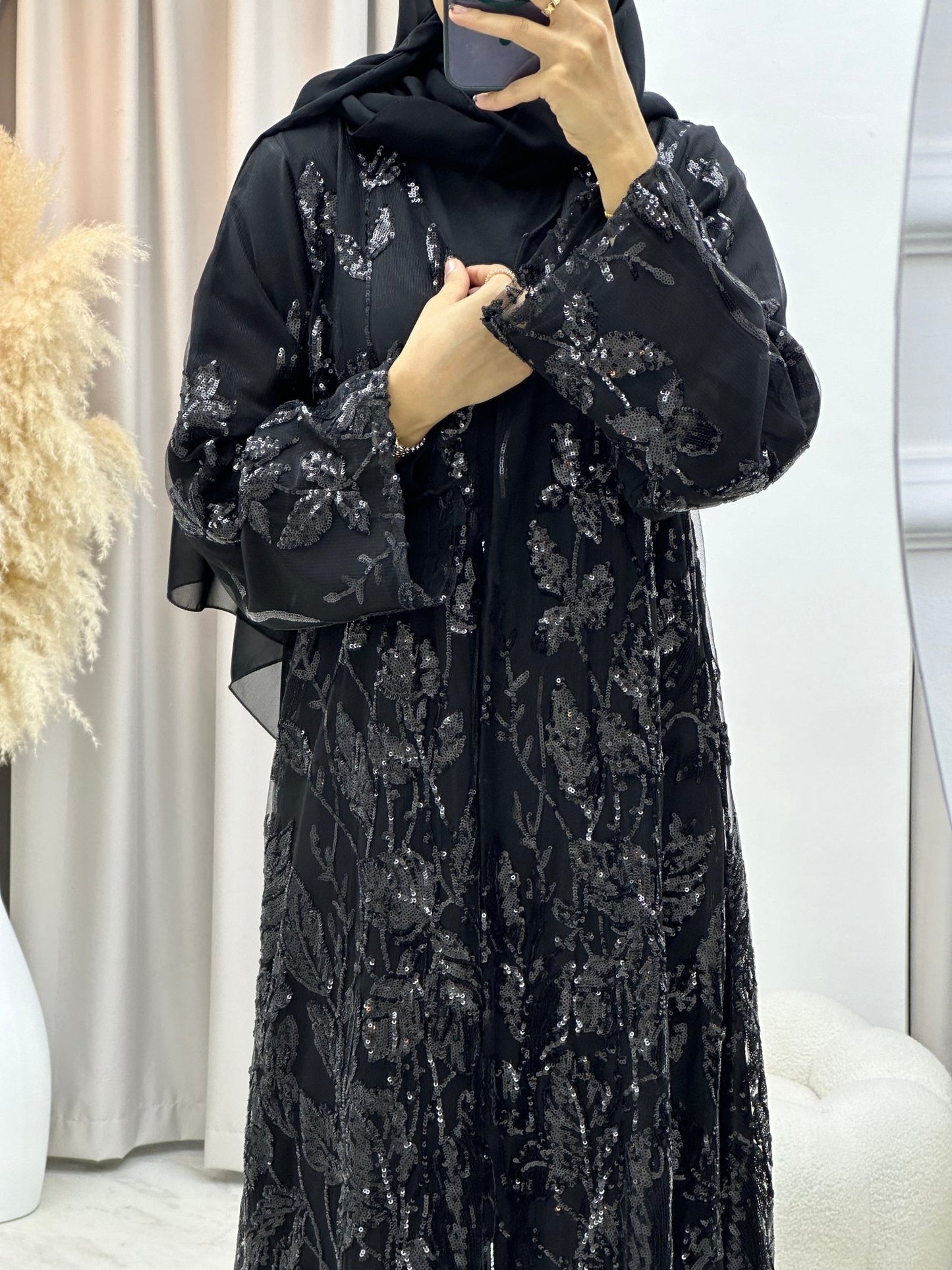 C 0166 Dantel Black Abaya