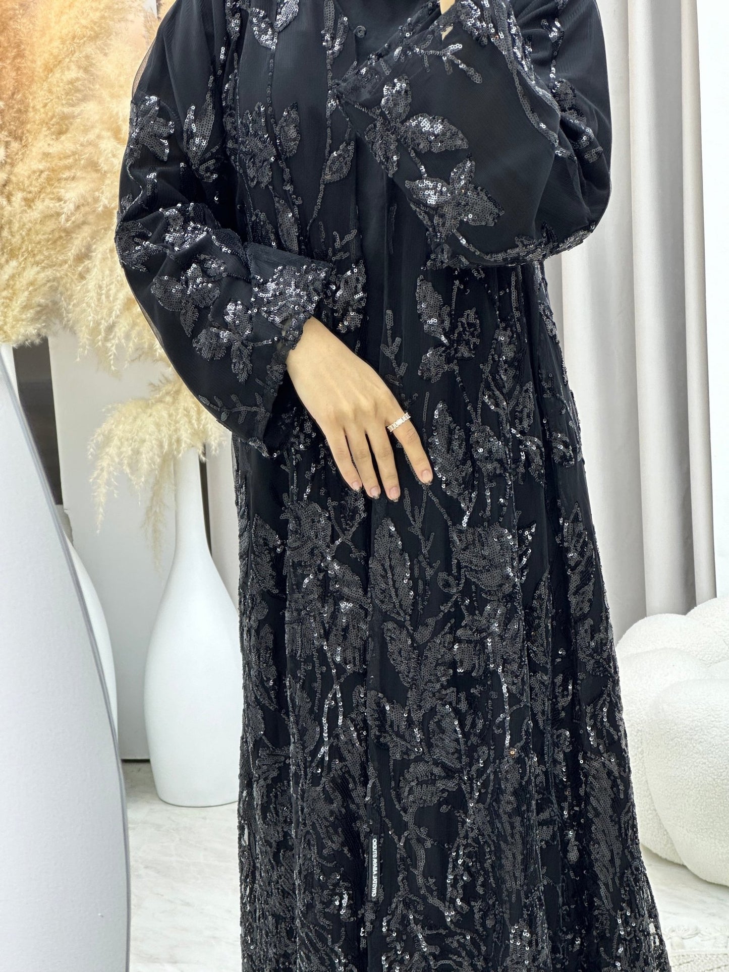 C 0166 Dantel Black Abaya