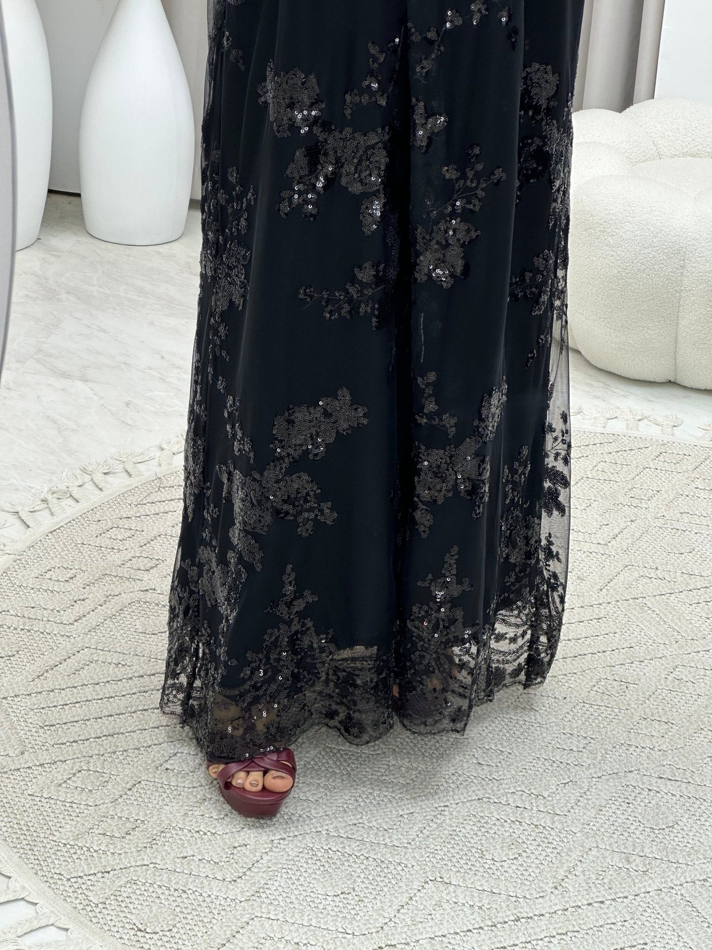 C 0167 Dantel Black Abaya