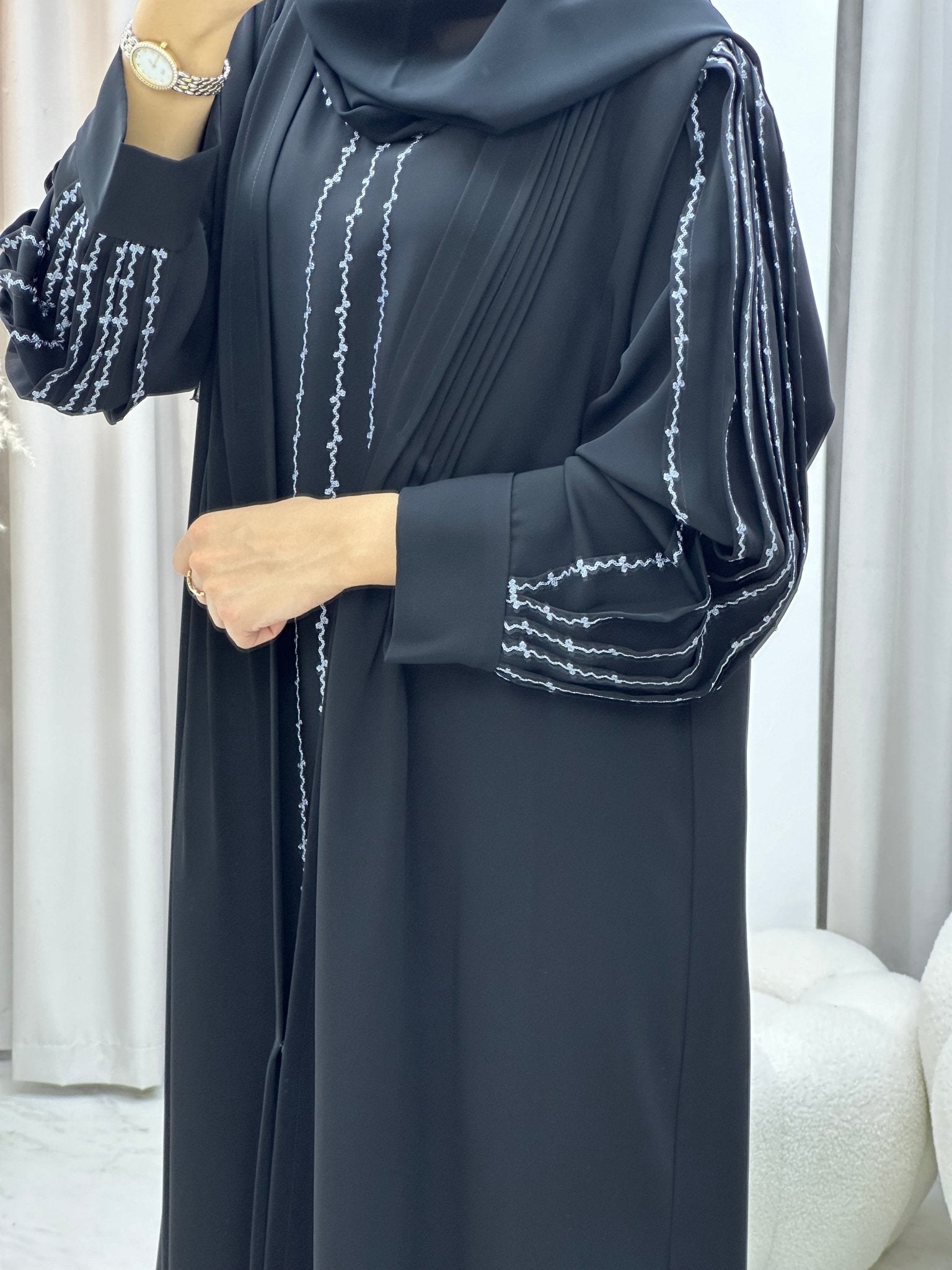 C 0182 Embroidery Black Abaya