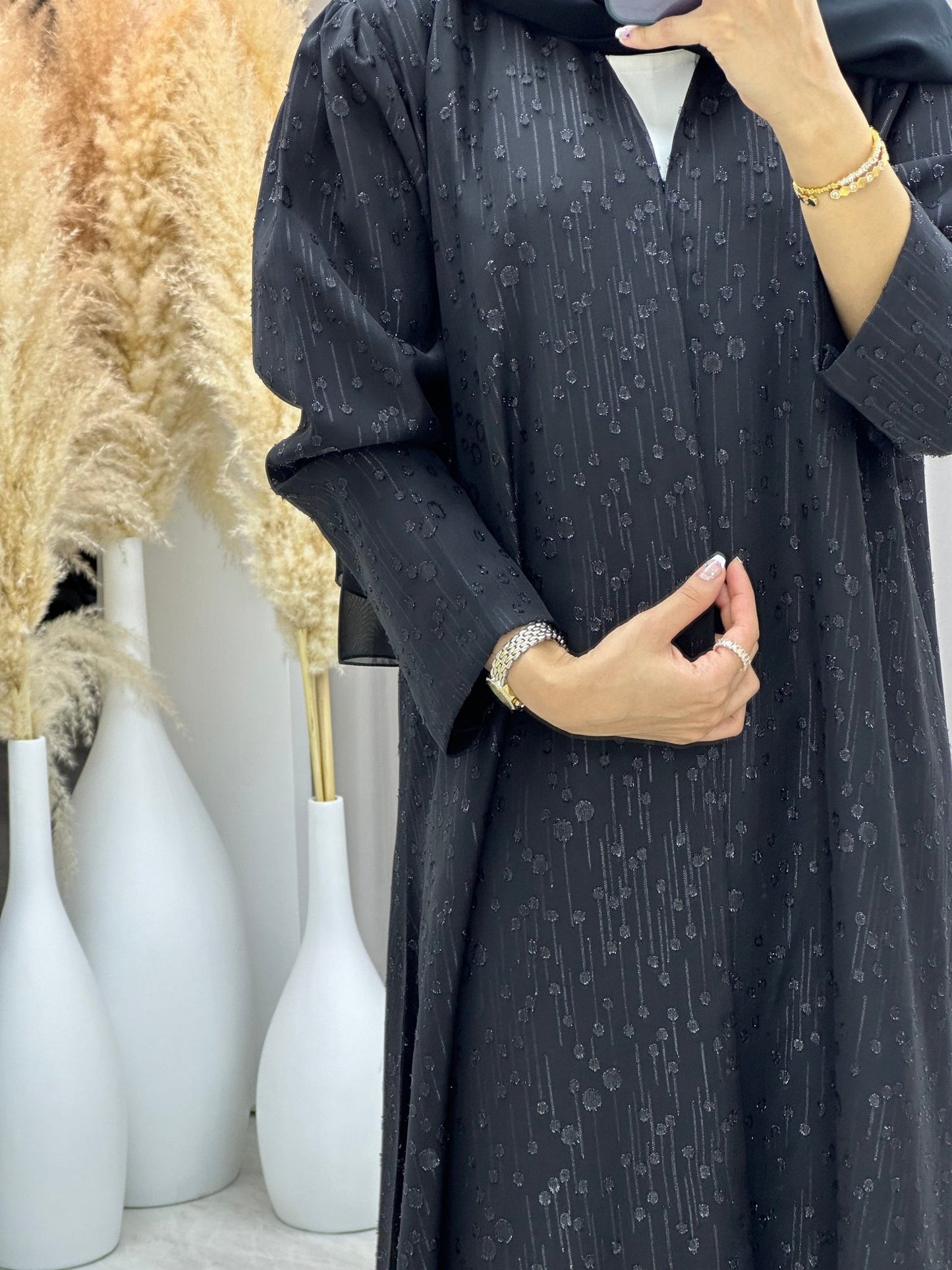 C 0185 Black Dots Abaya