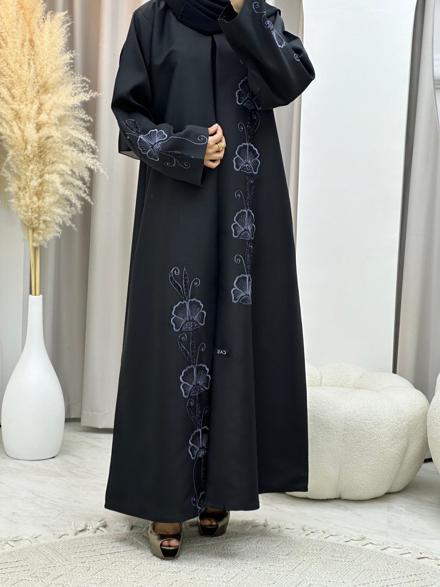 C 0188 Embroidery Black Abaya