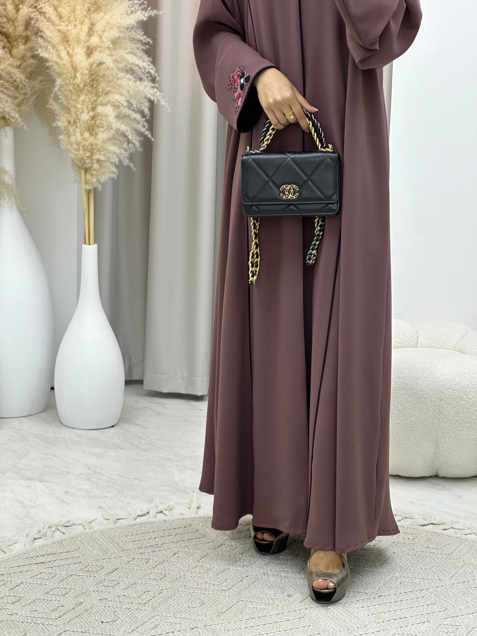 C 0193 Embroidery Purple Abaya