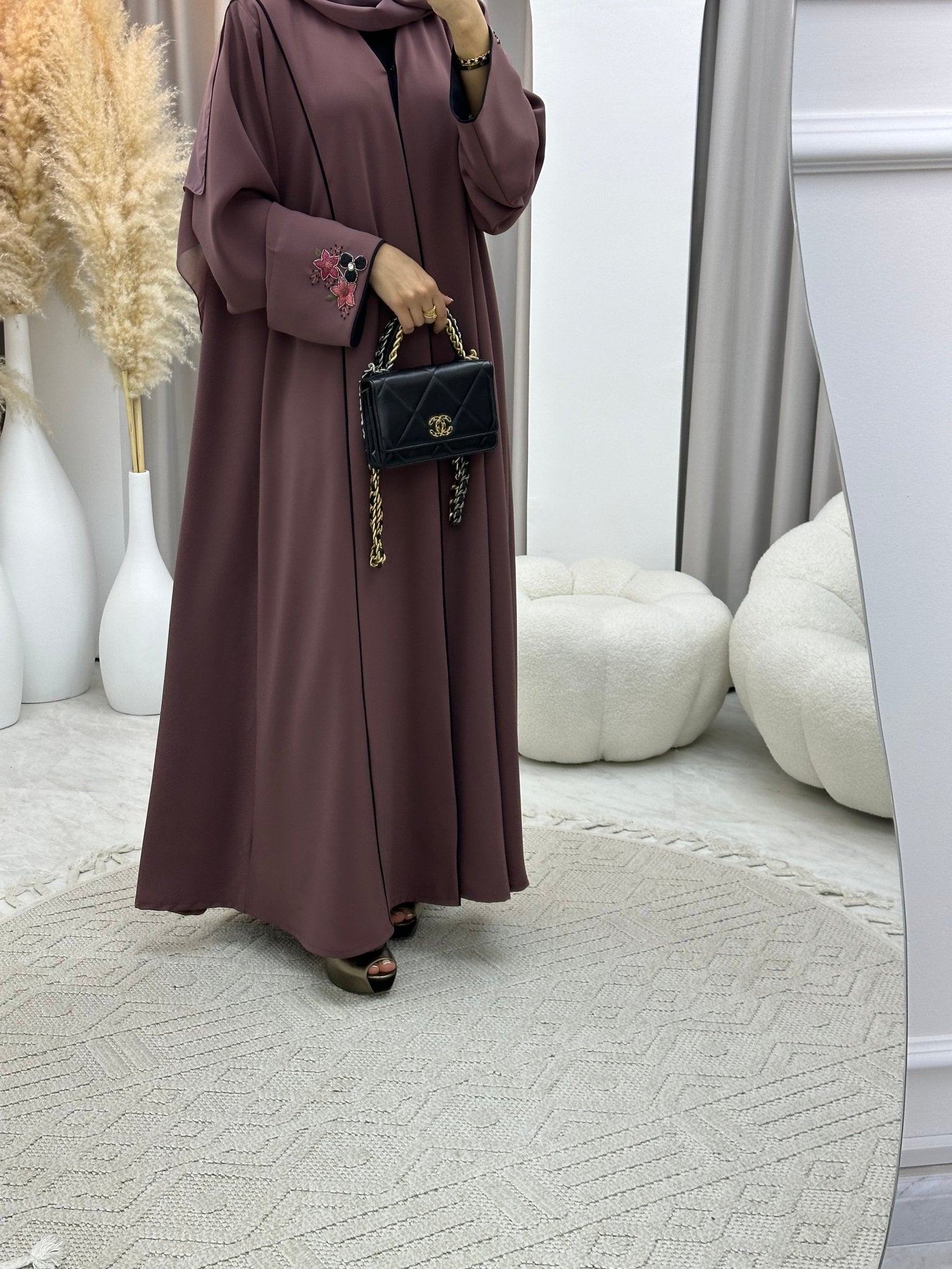 C 0193 Embroidery Purple Abaya