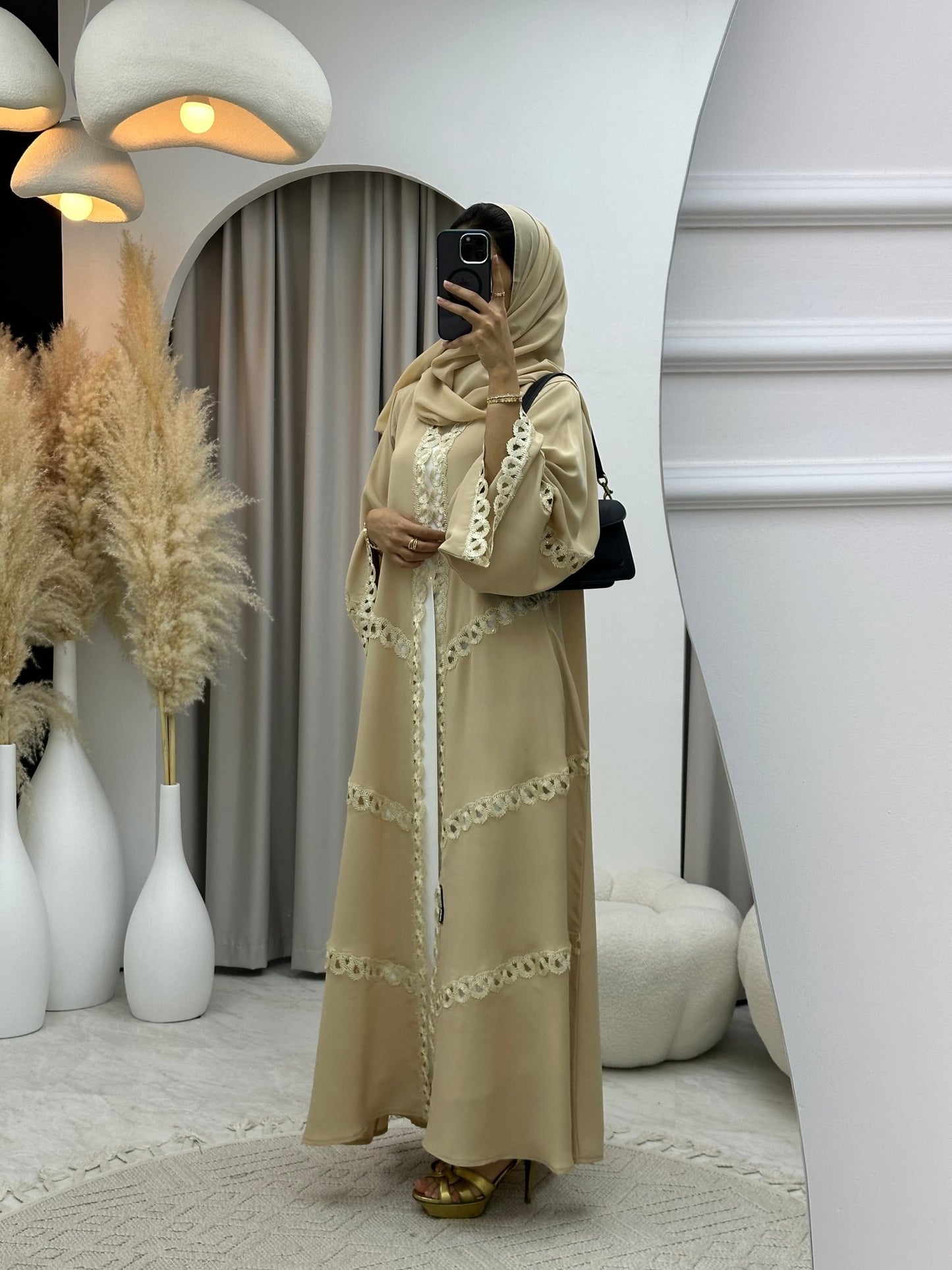 C 0195 Cream Lace Abaya