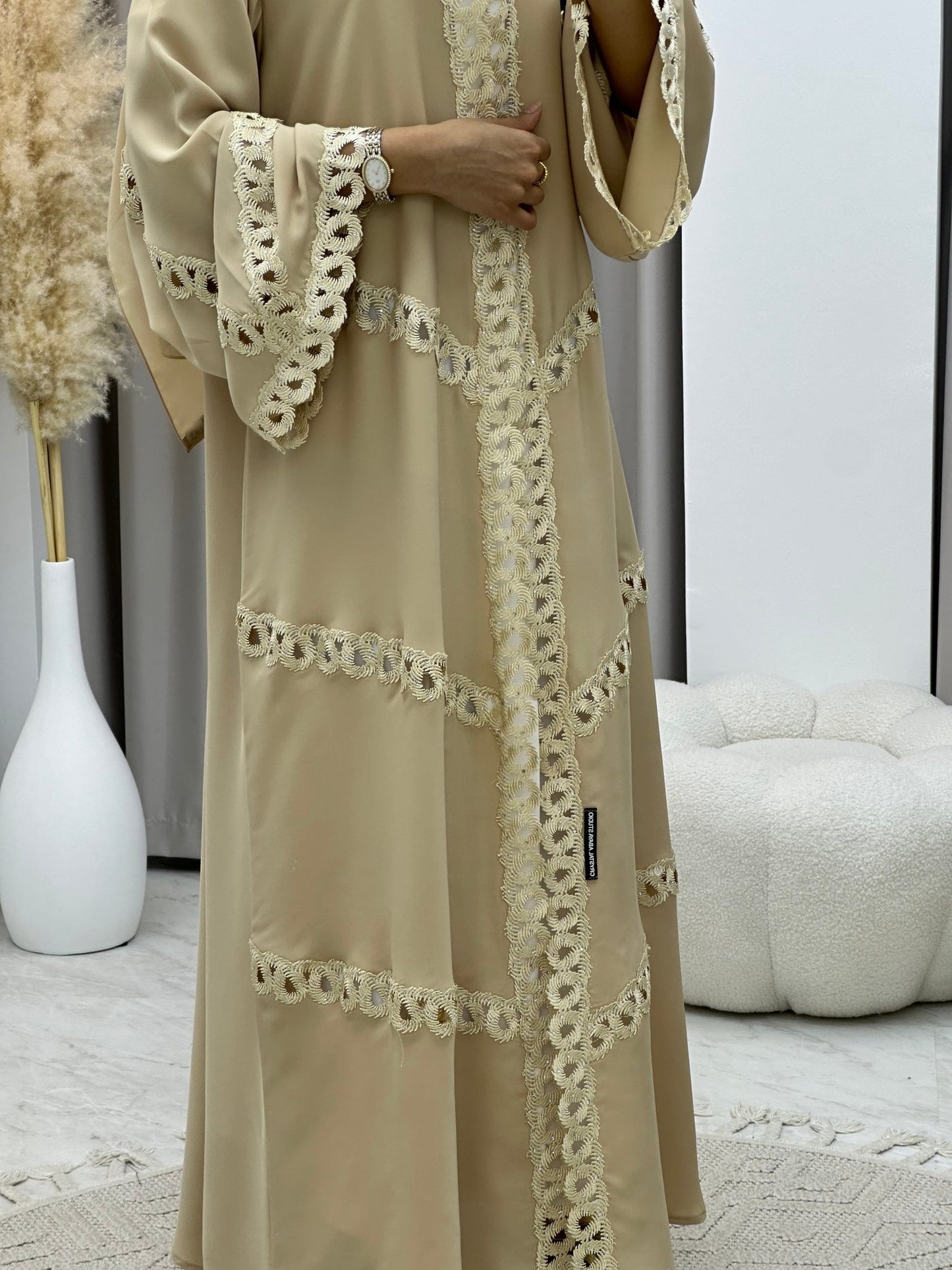 C 0195 Cream Lace Abaya