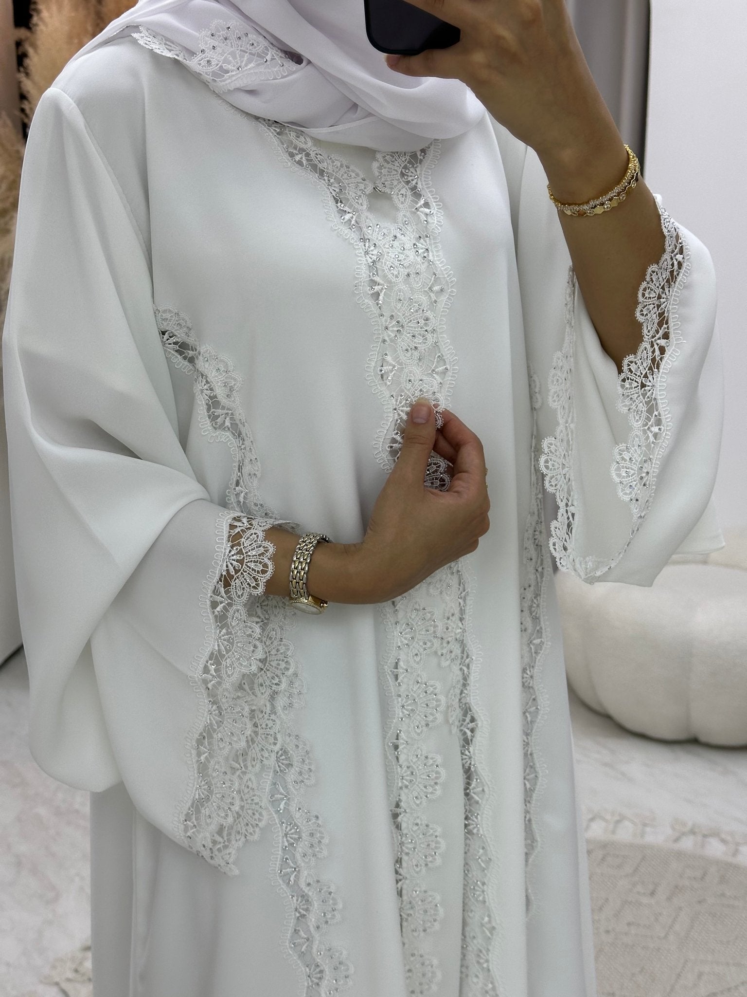 C 0196 White Lace Abaya