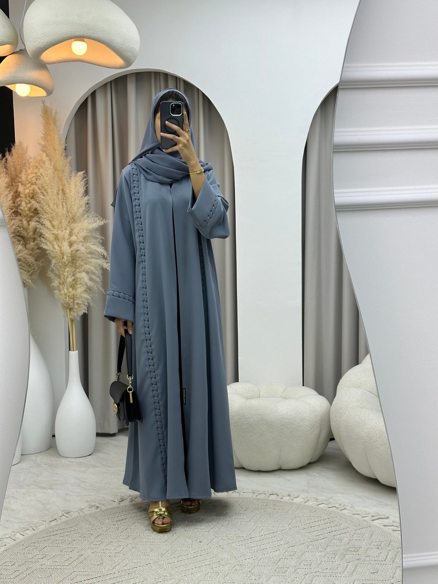 C 0201 Square Grey Abaya