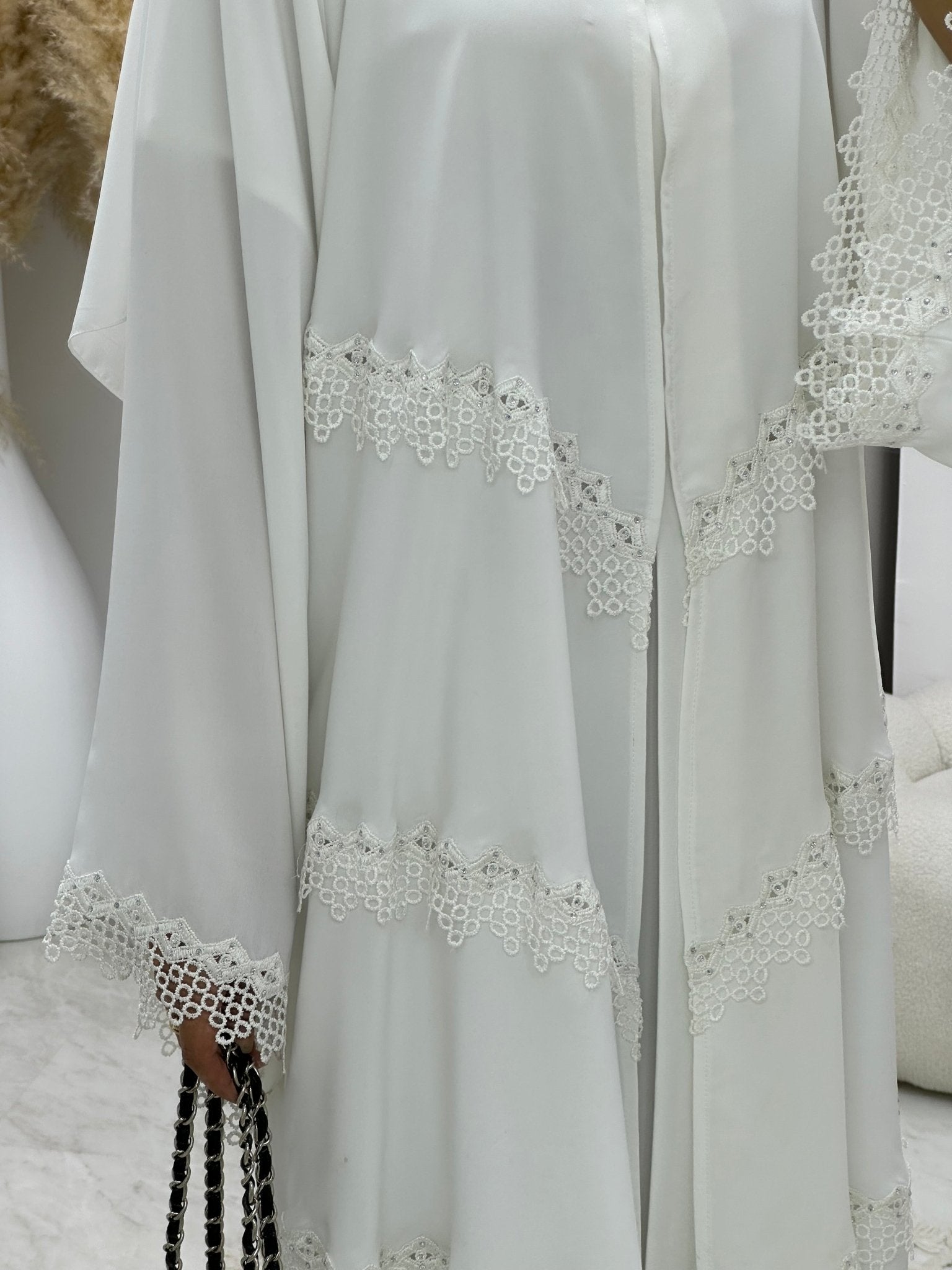 C 0203 - 01 White Lace Abaya