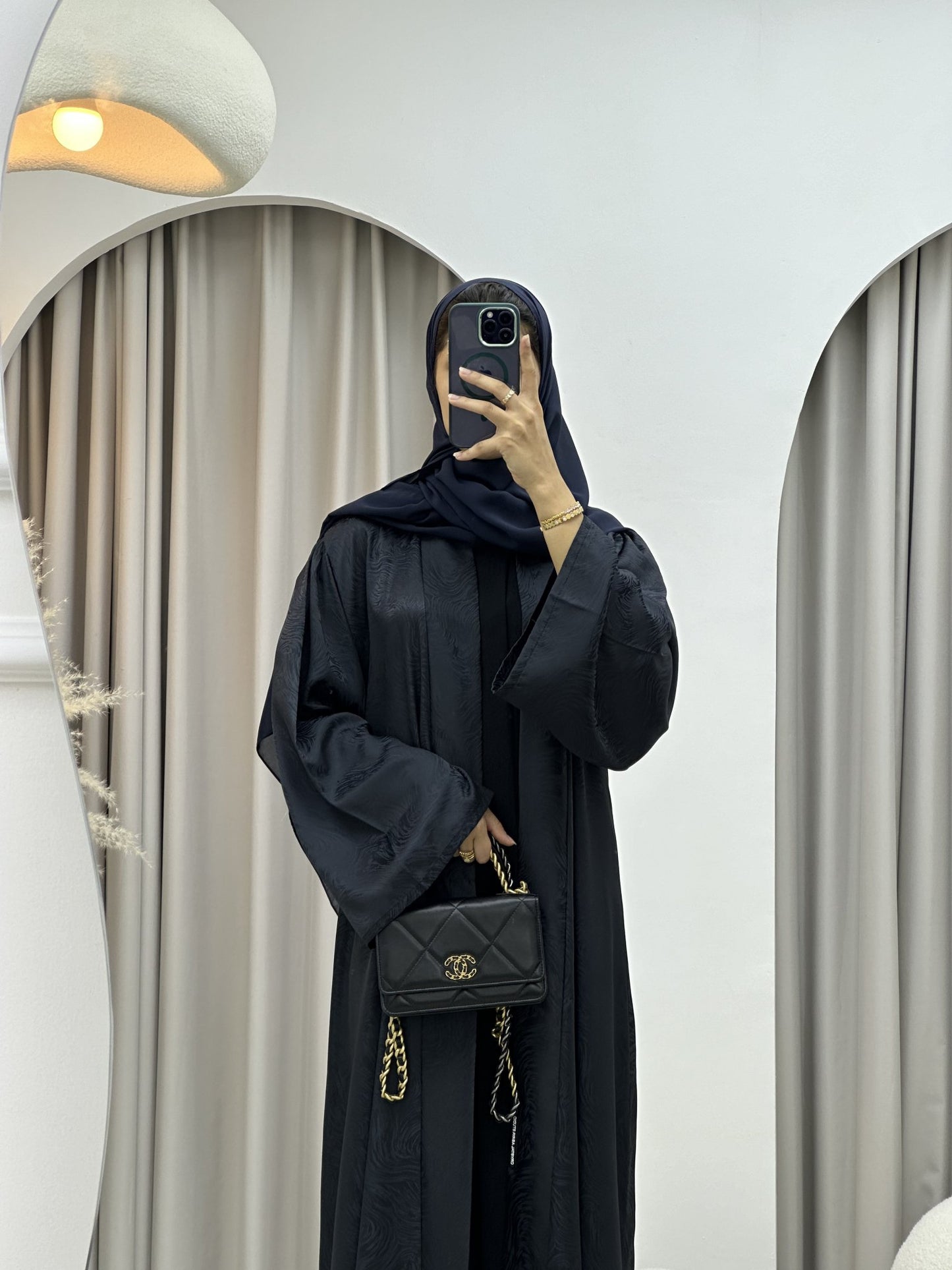 C 0208 - 04 Navy Blue Waves Abaya