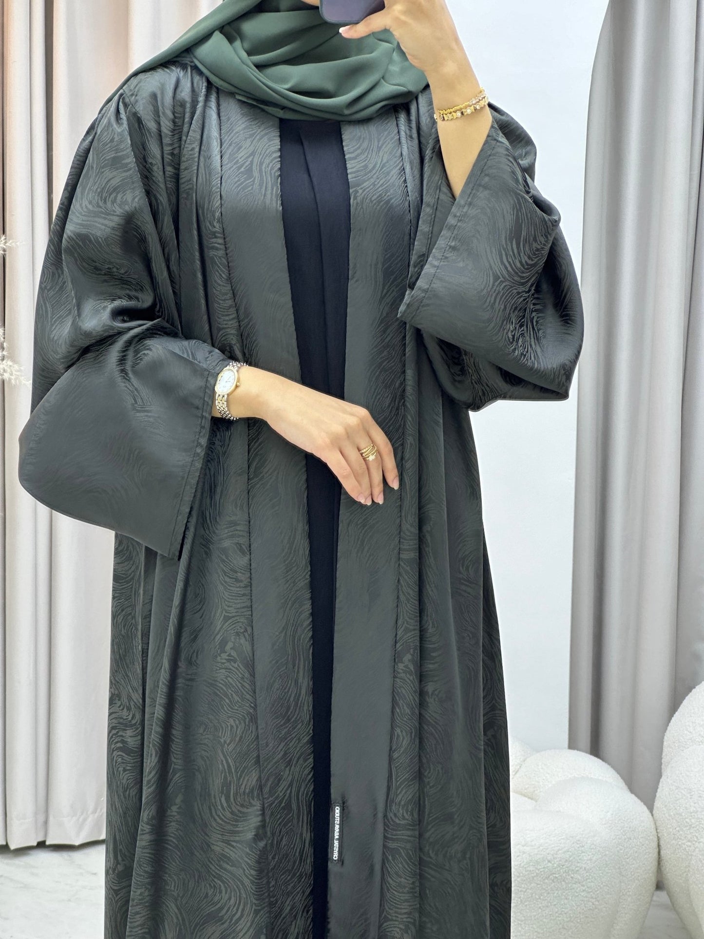 C 0208 - 05 Olive Waves Abaya