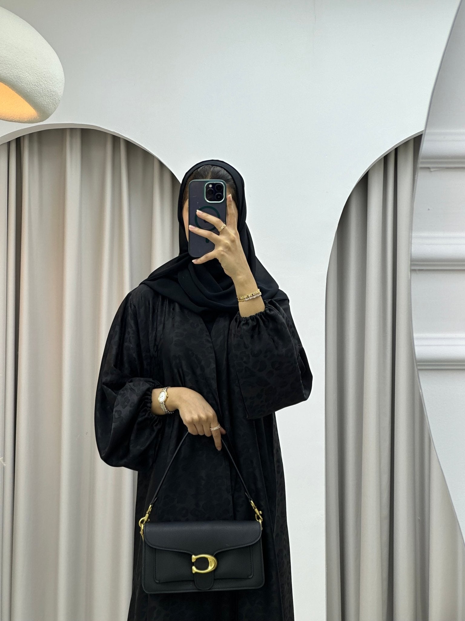 C 0209 Black Abaya