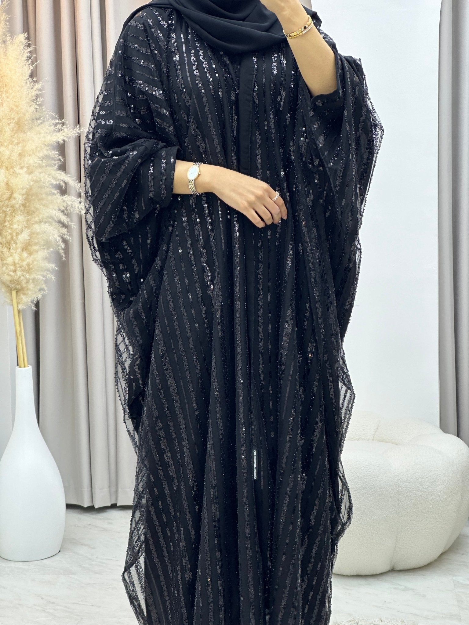 C 0217 - 01 Black Bisht Abaya