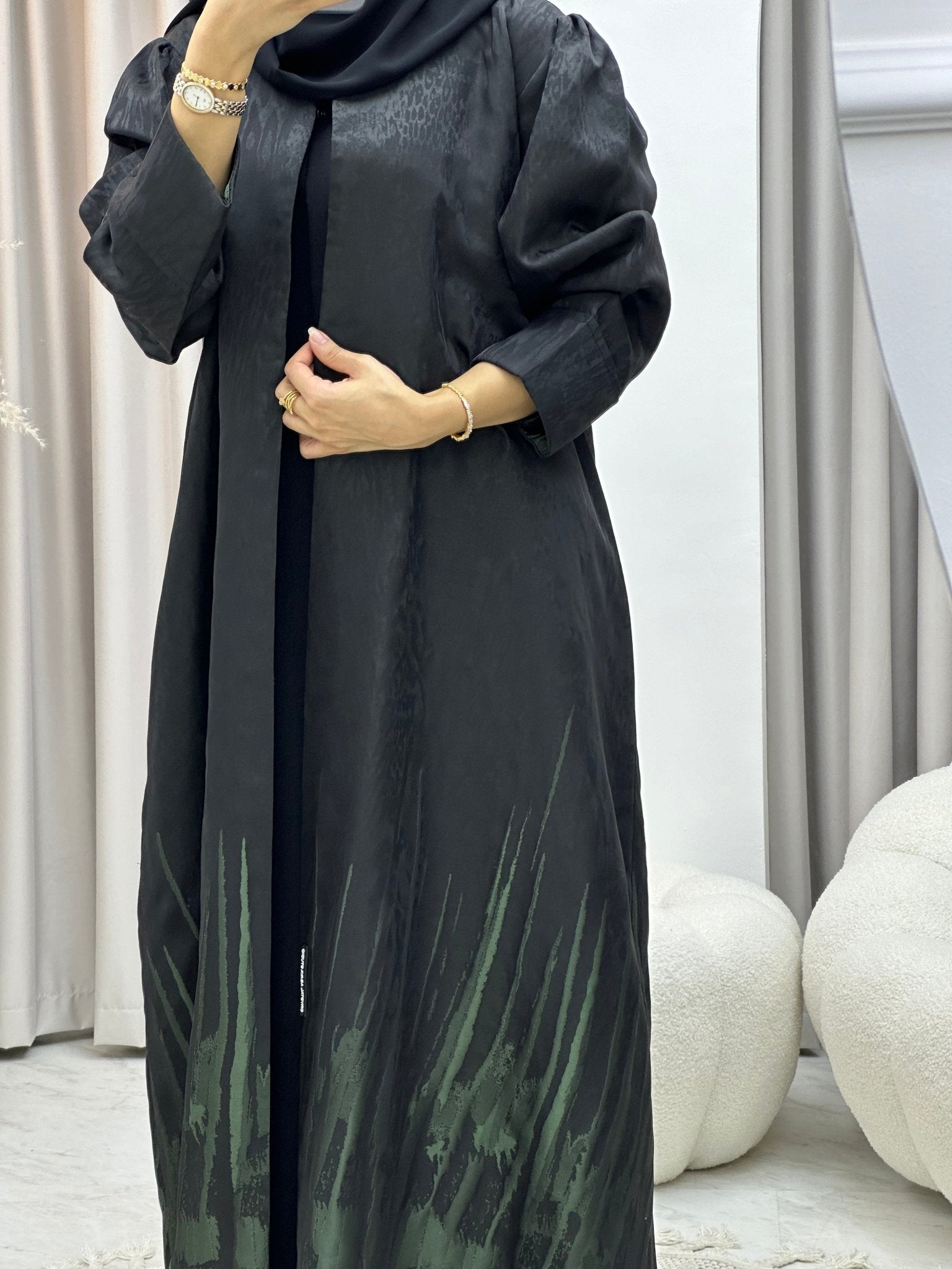 C 0218 - 01 Green Kloosh Abaya