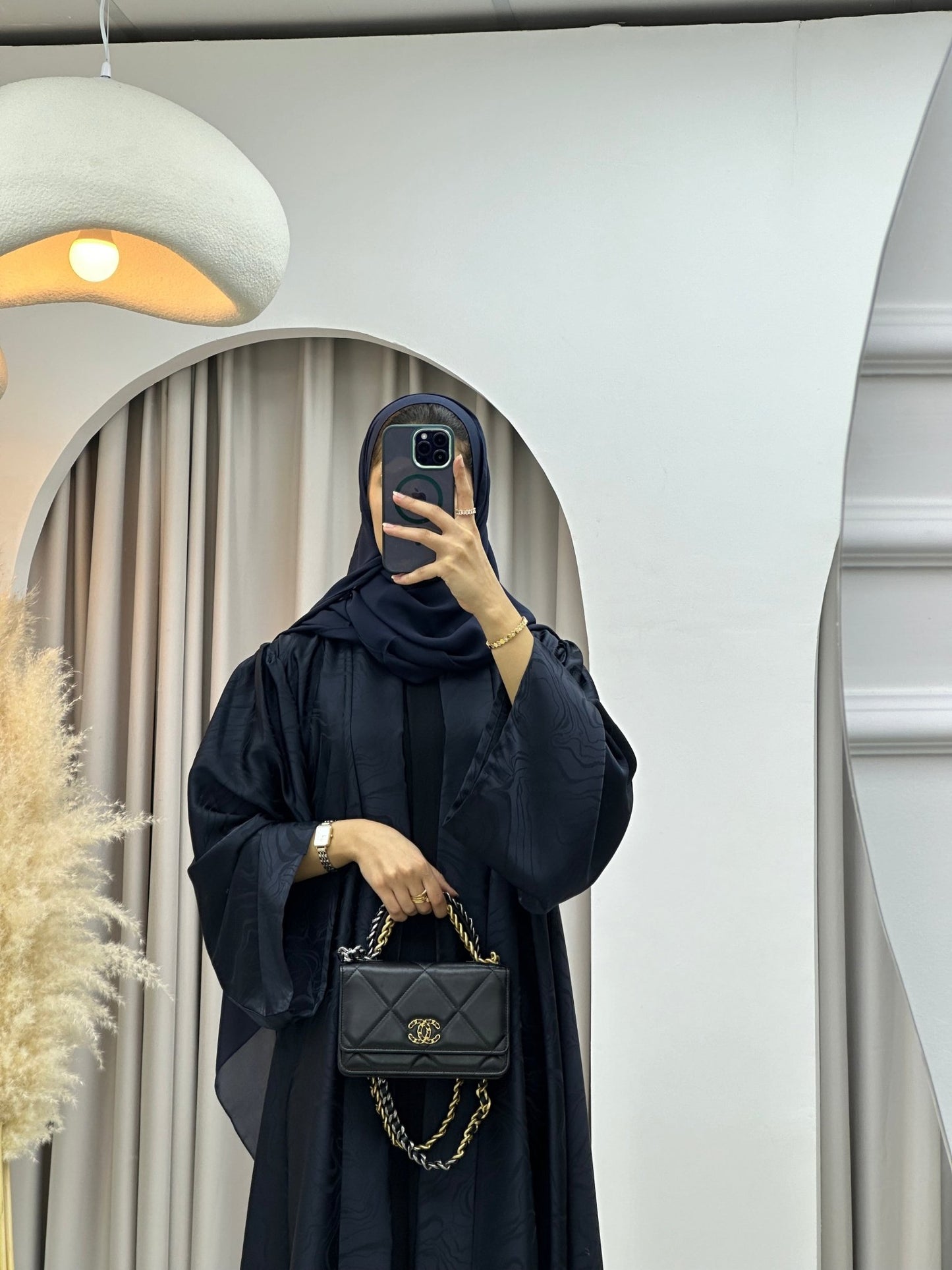 C 0219 - 04 Navy Blue Curves Abaya