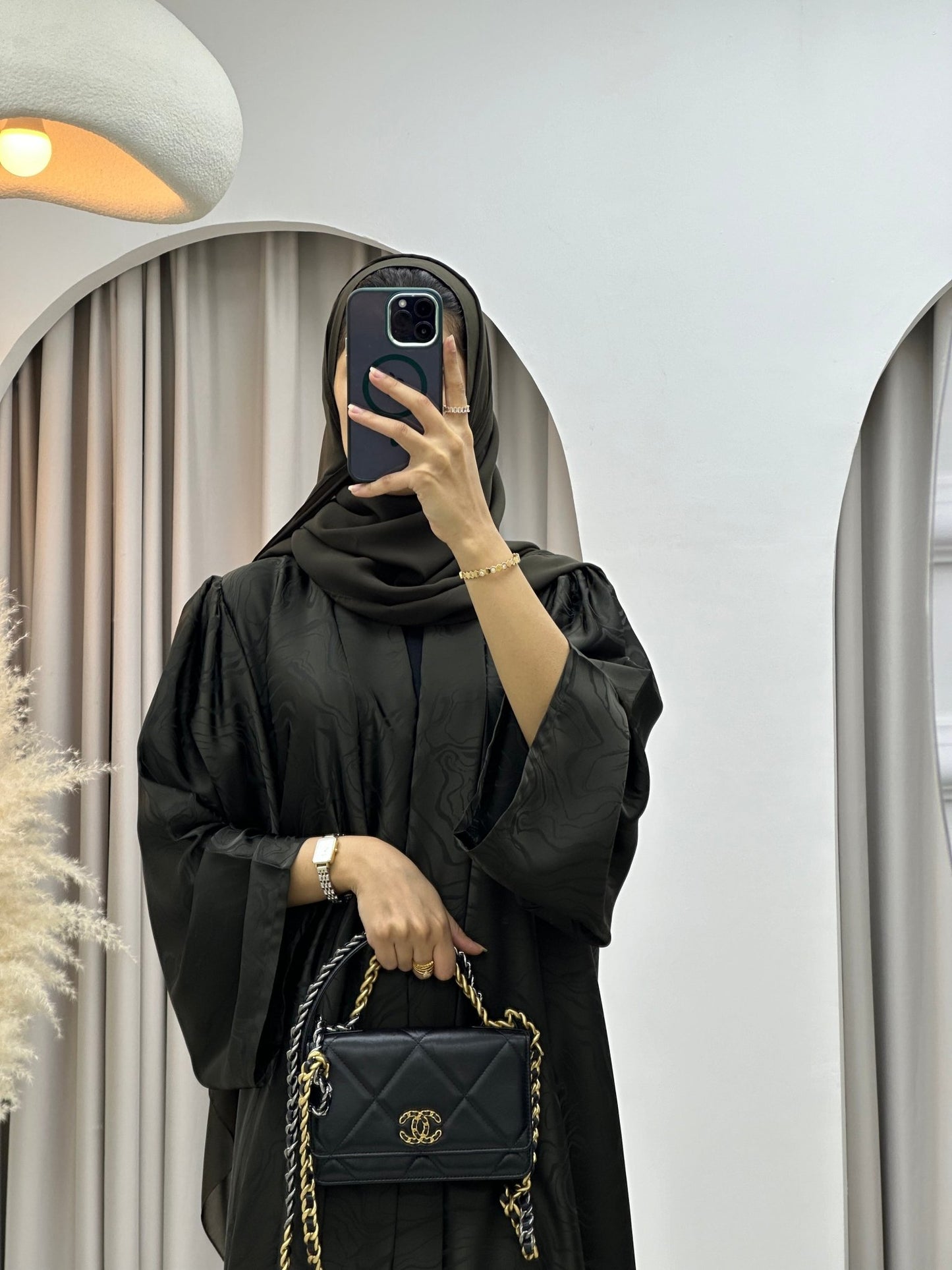 C 0219 - 05 Olive Curves Abaya