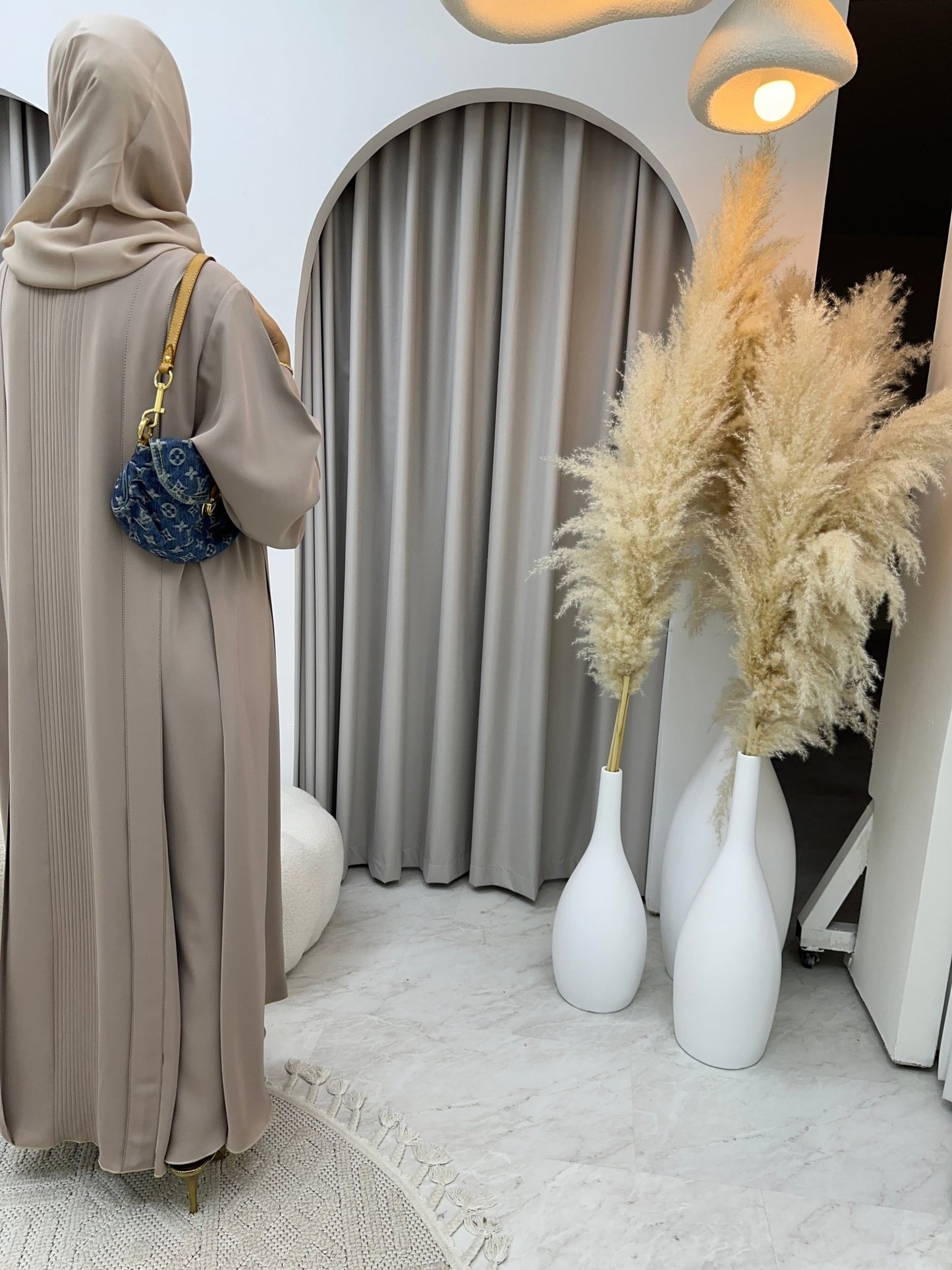 C 0225 - 02 Nude Abaya