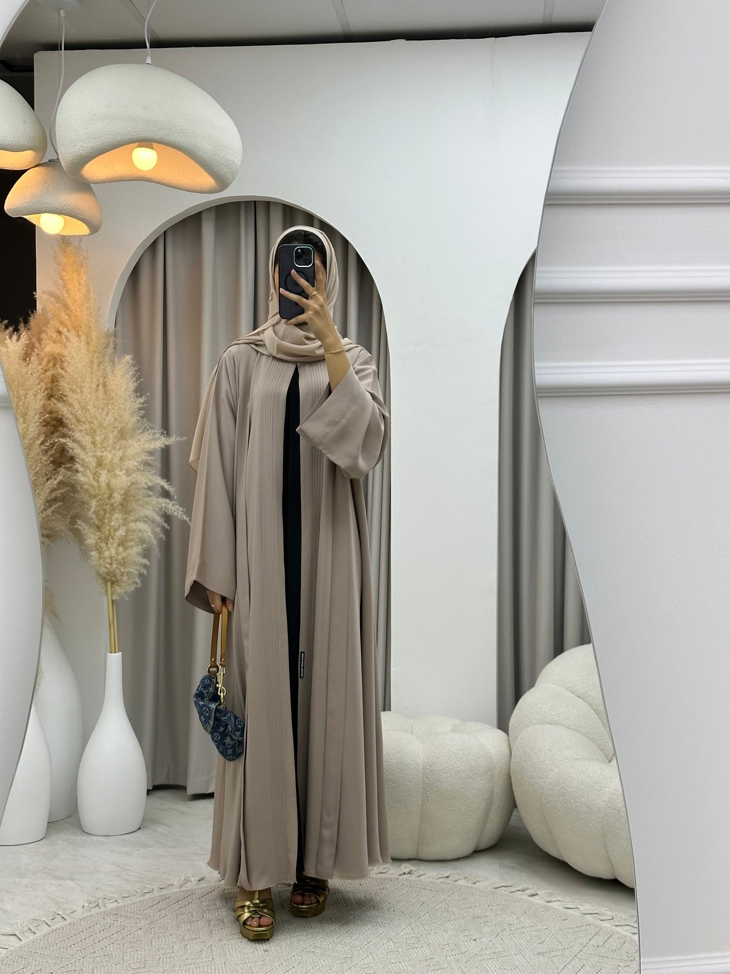 C 0225 - 02 Nude Abaya