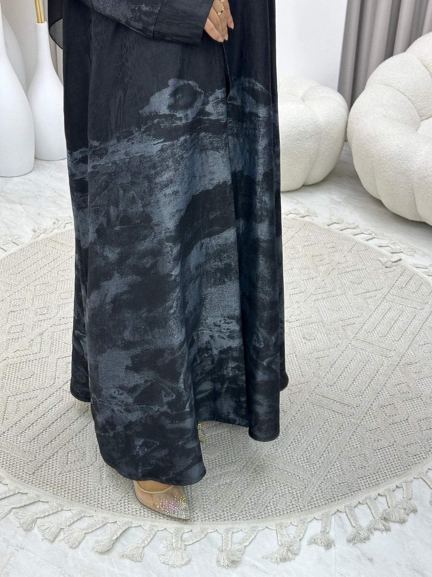 C 0227 Grey Kloosh Abaya