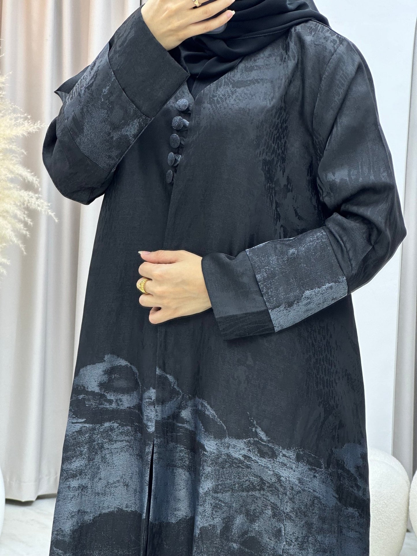 C 0227 Grey Kloosh Abaya