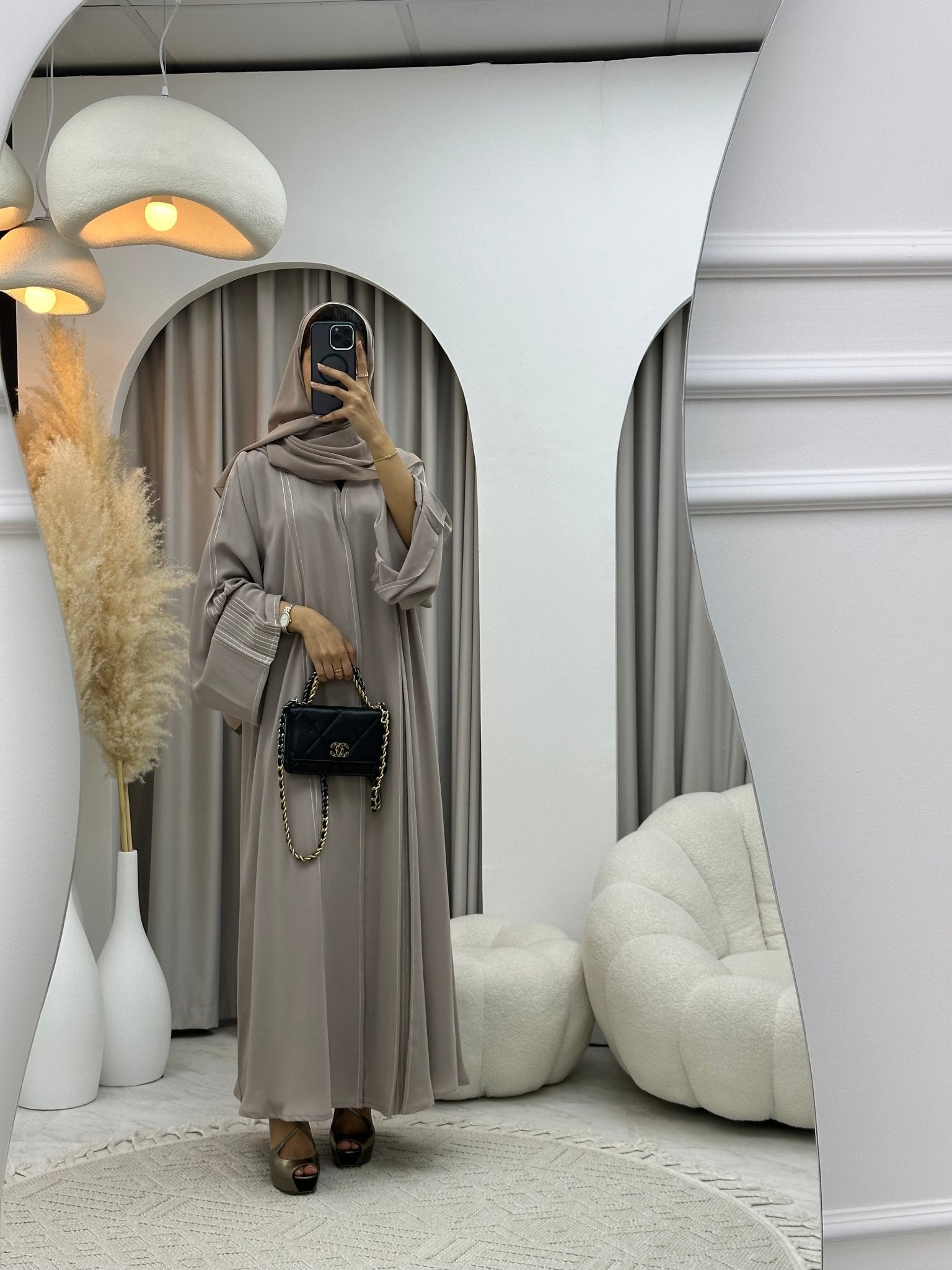 C 0234 Pleated Nude Abaya