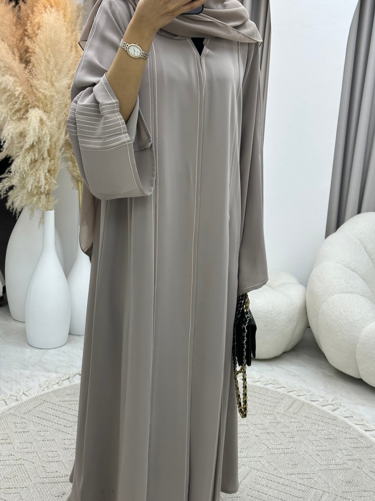 C 0234 Pleated Nude Abaya