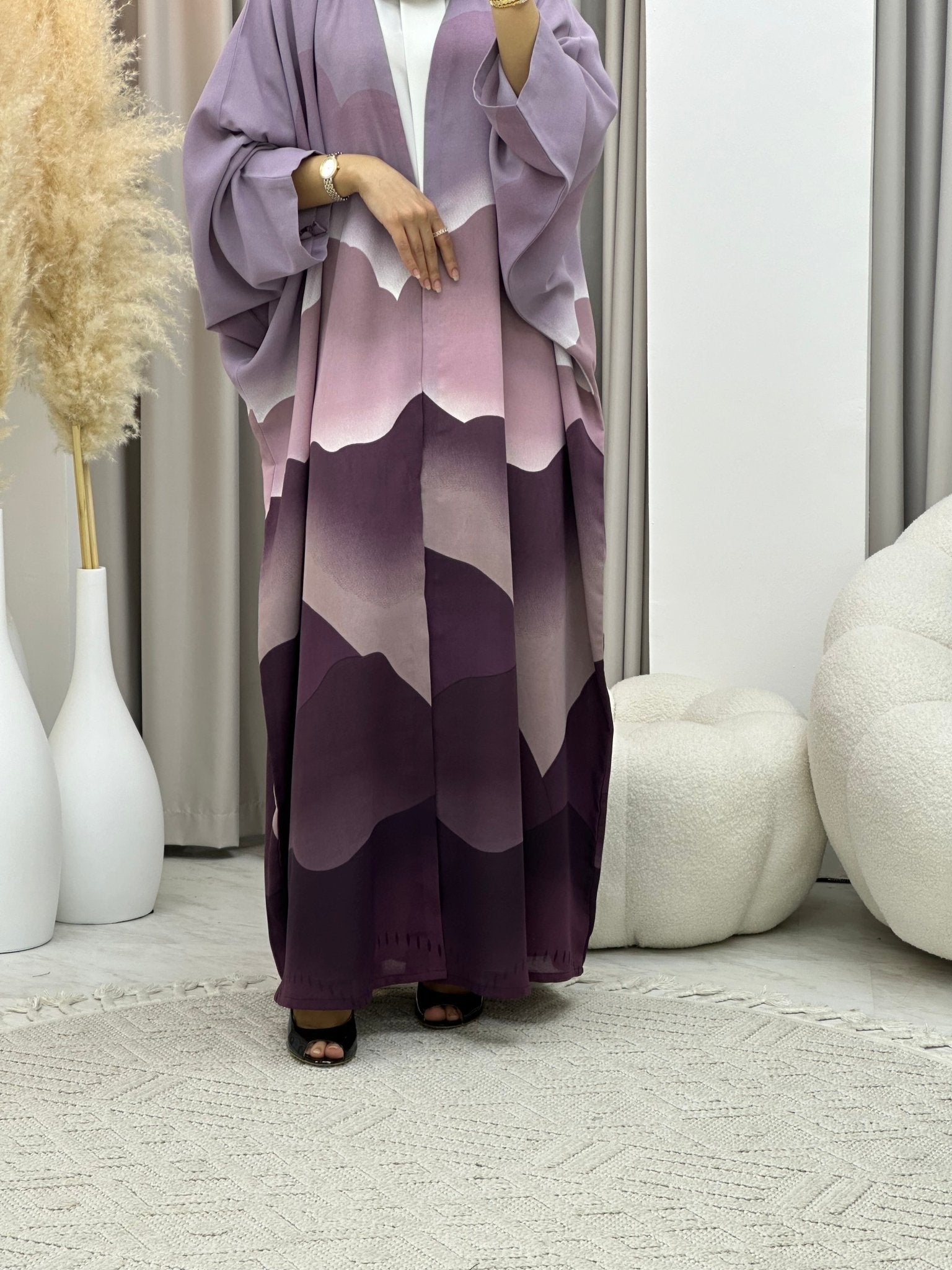 C 0238 - 03 Wavy Purple Abaya