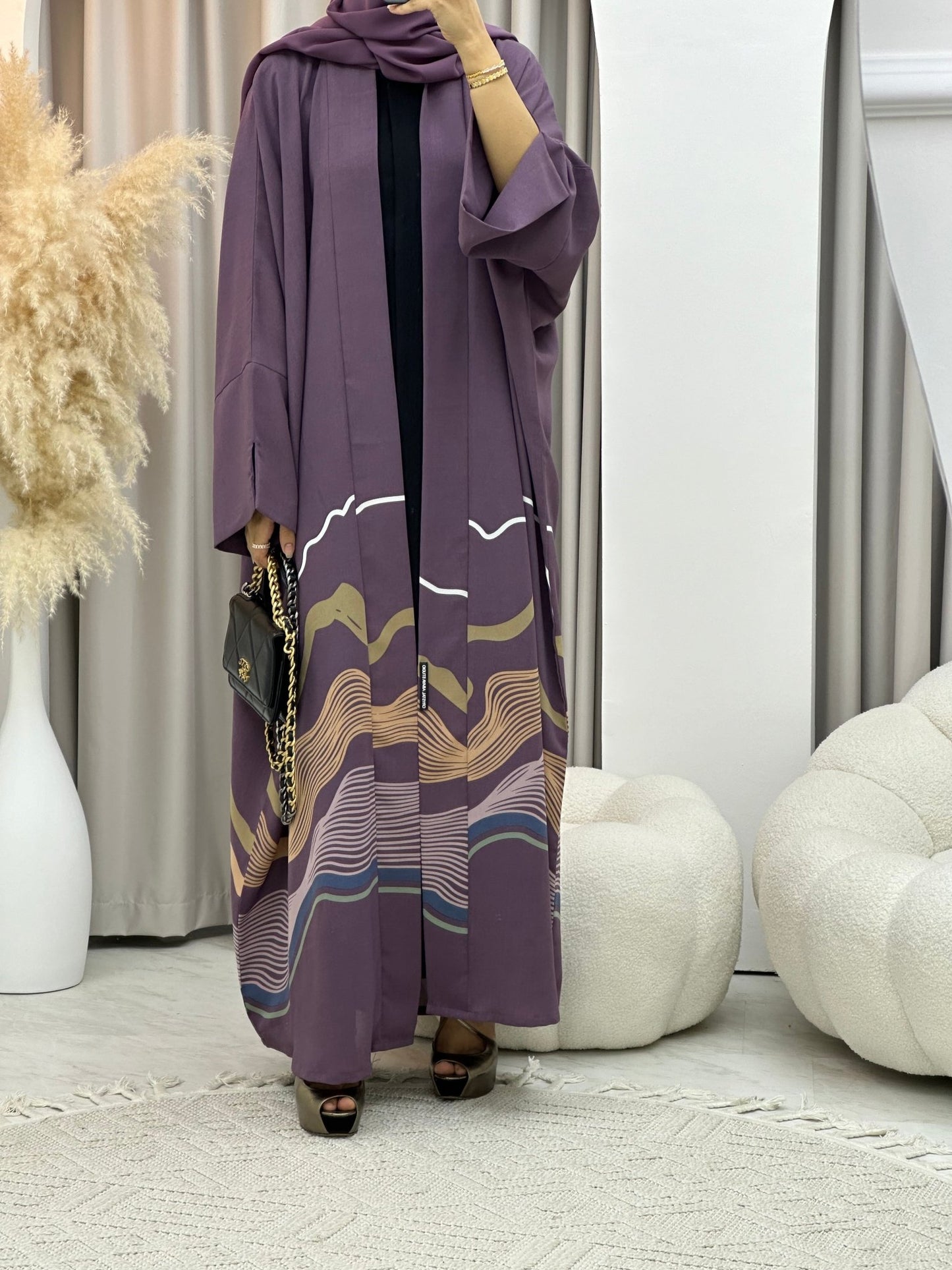 C 0248 - 01 Purple Wavy Abaya