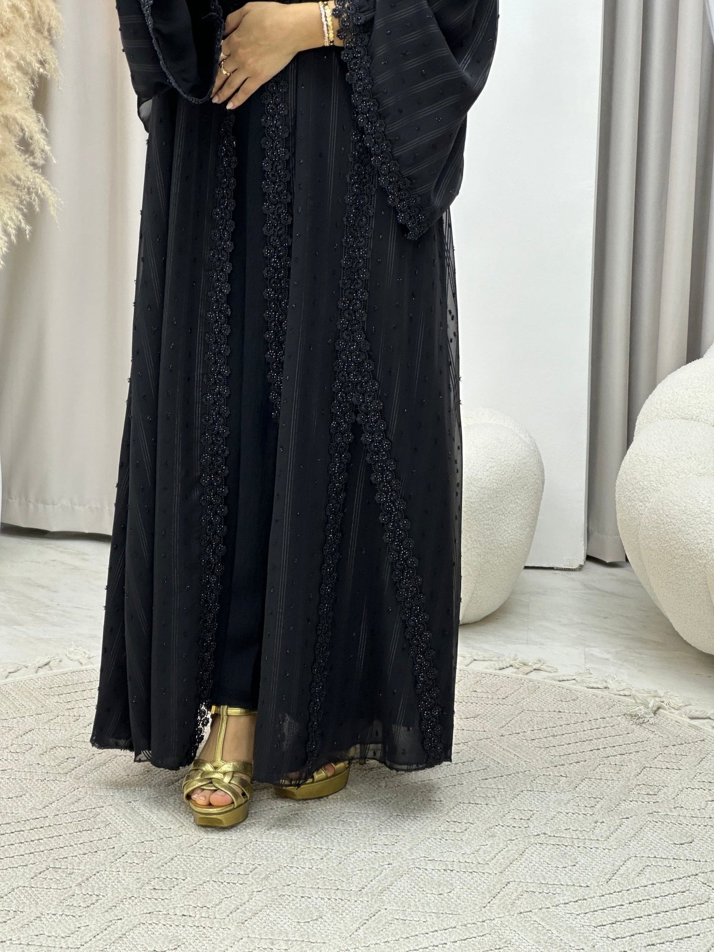 C 0262 Black Lace Abaya