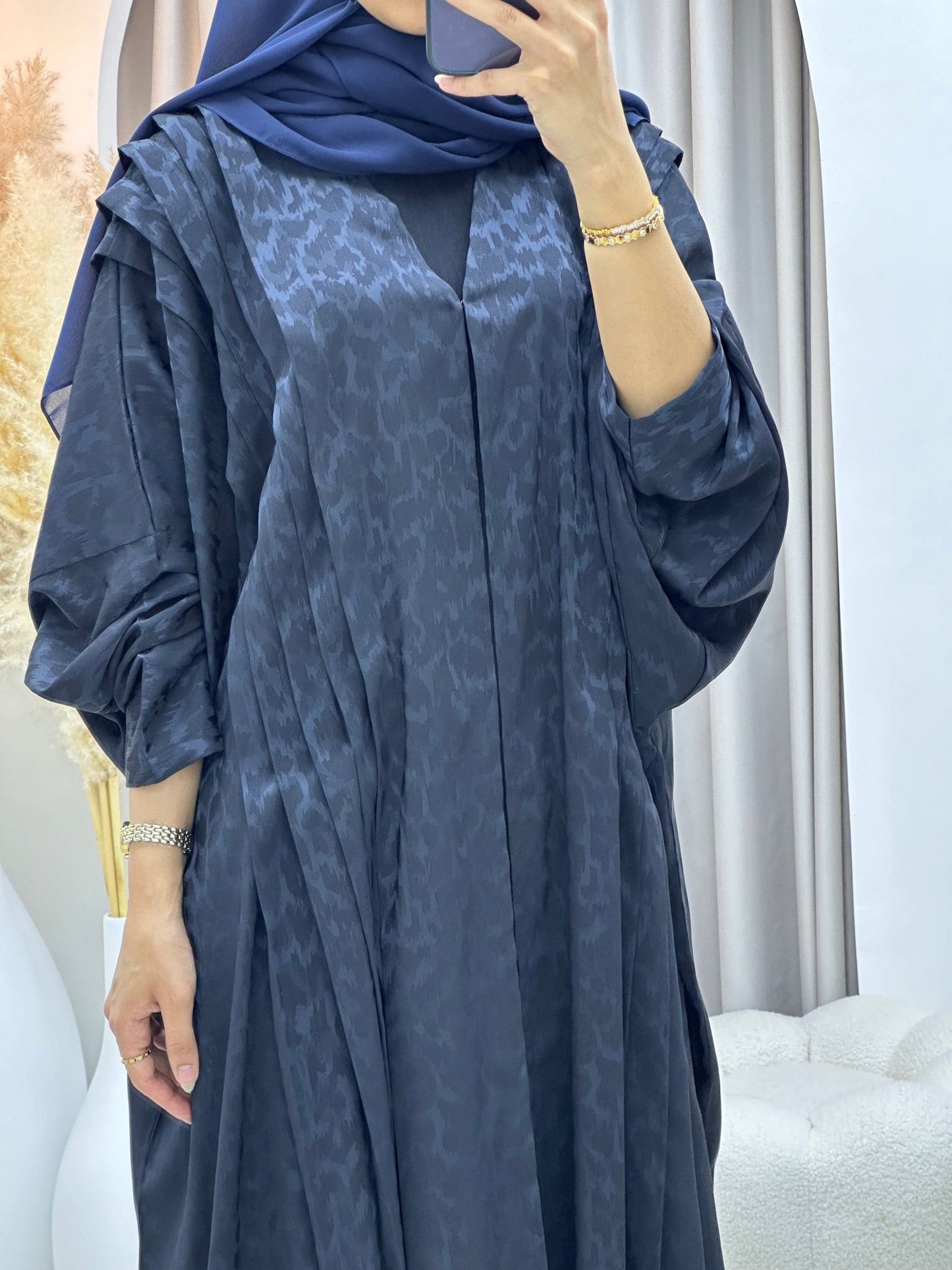 C 0271 Navy Blue Leopard Print Abaya