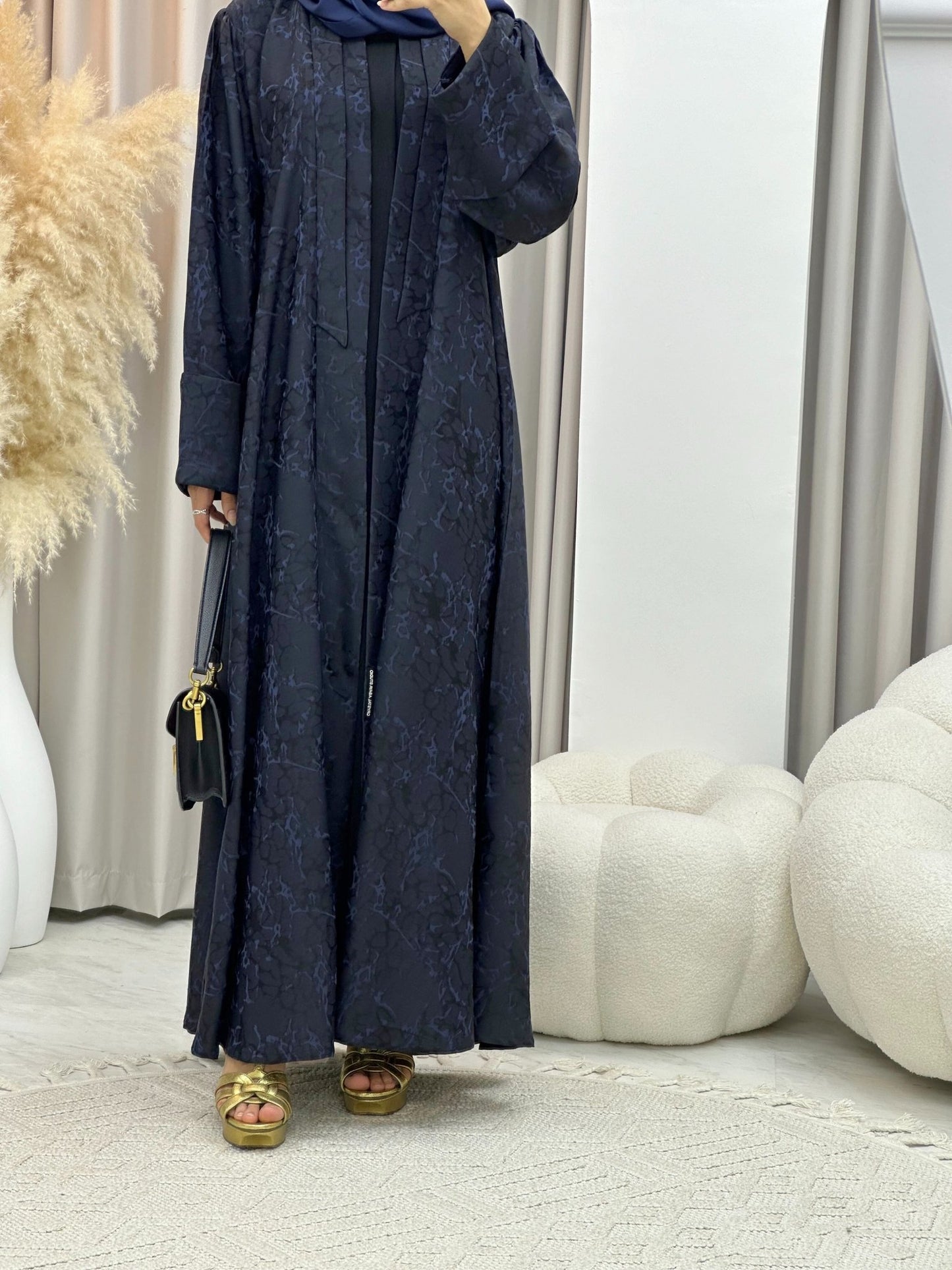 C 0275 - 03 Navy Blue Ragged Abaya